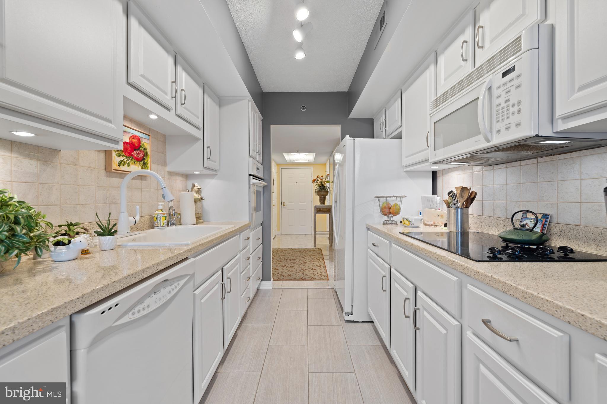 NORTH BETHESDA - Residential