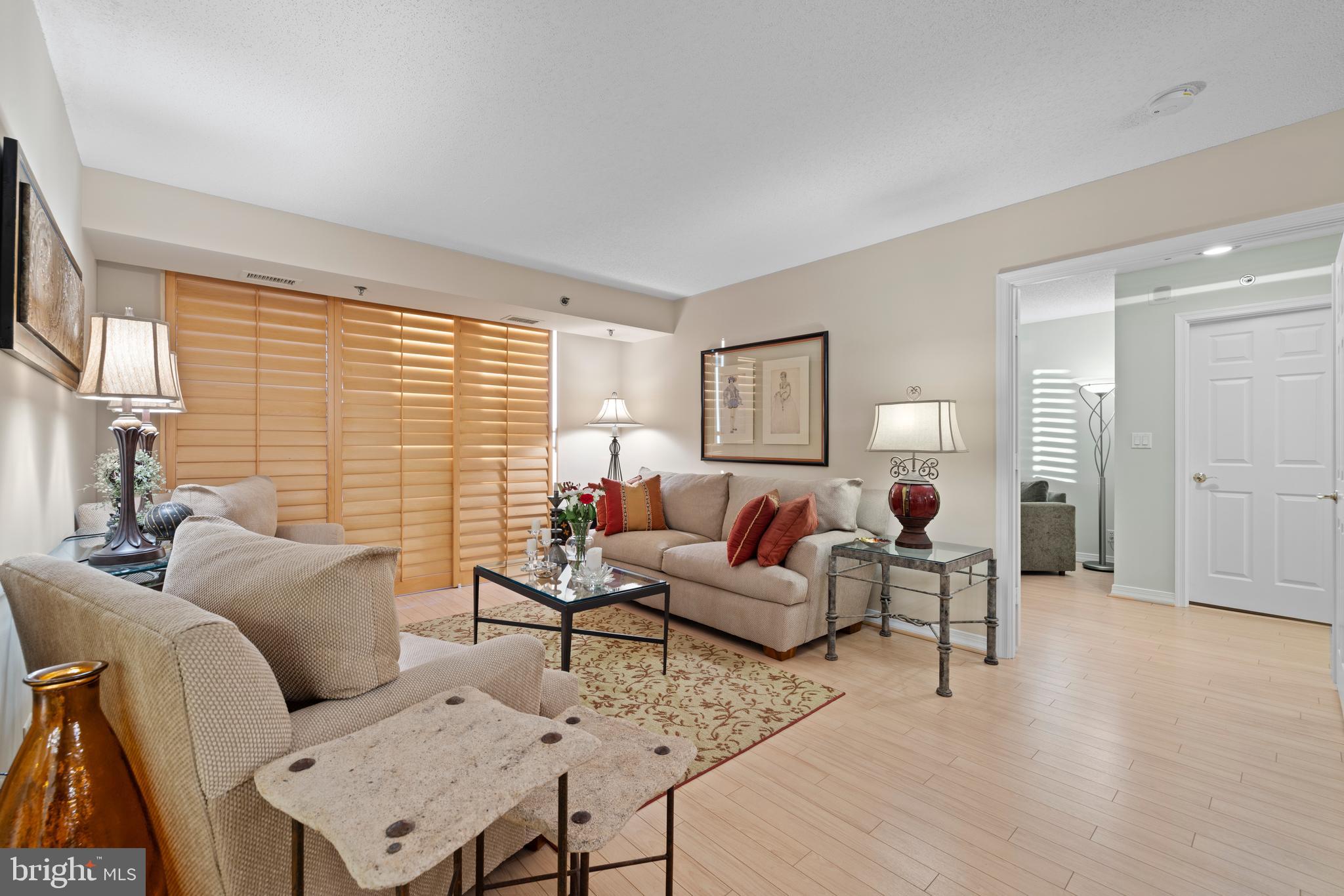 NORTH BETHESDA - Residential