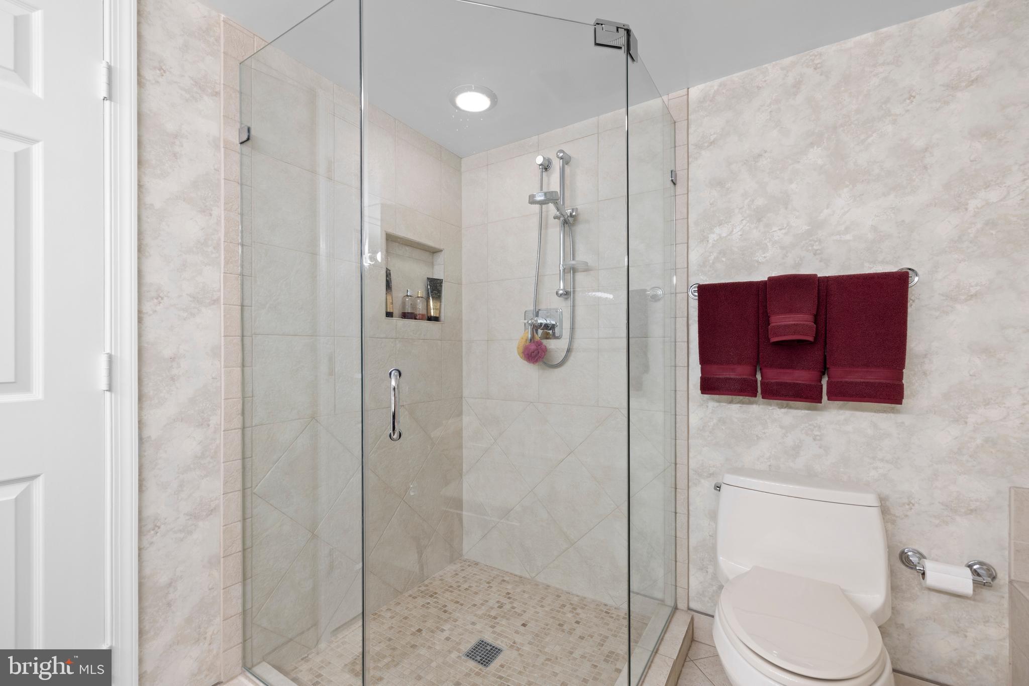 NORTH BETHESDA - Residential