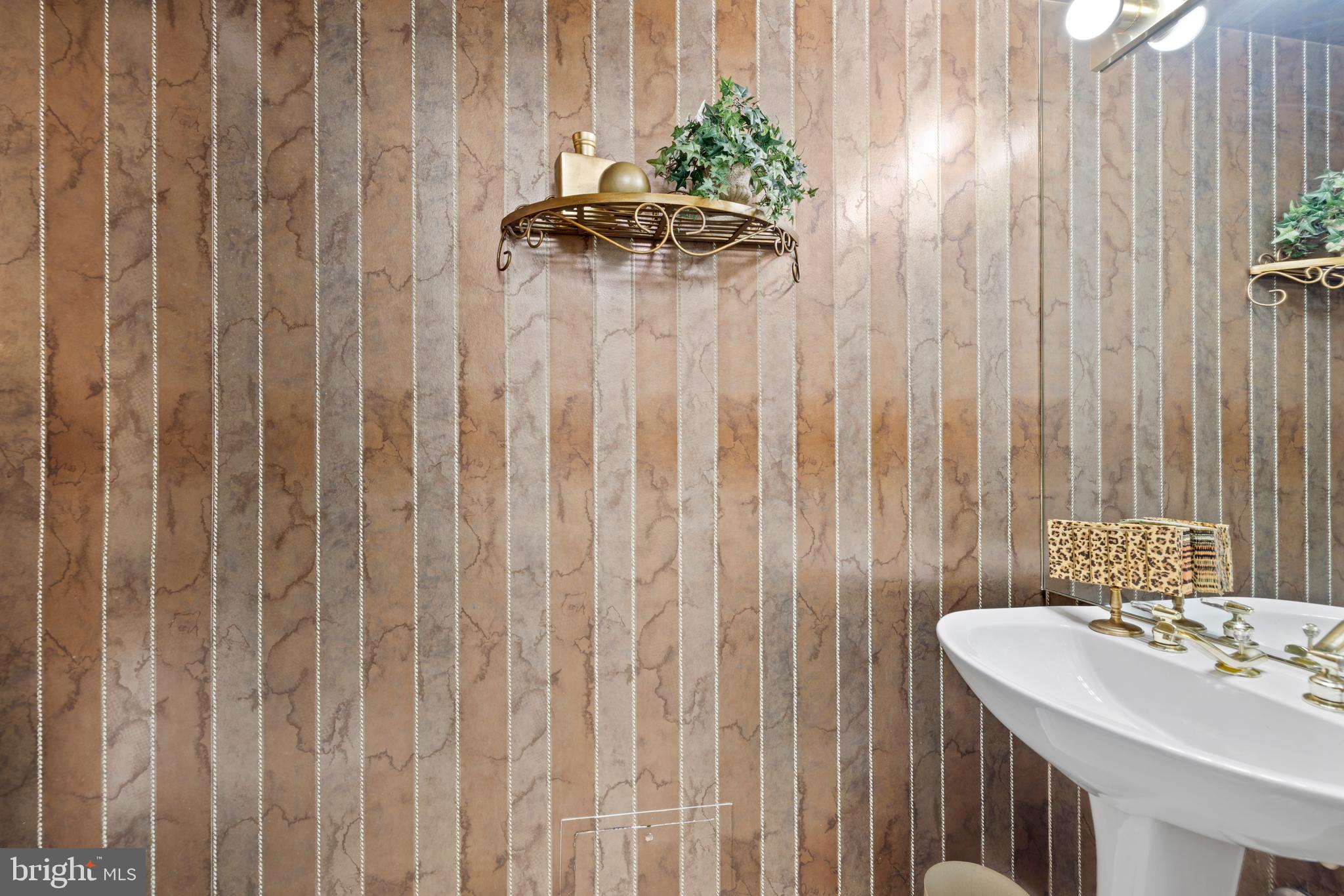 NORTH BETHESDA - Residential