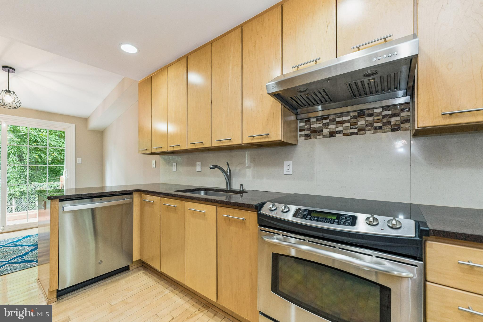 CHADSBERRY - Residential Lease