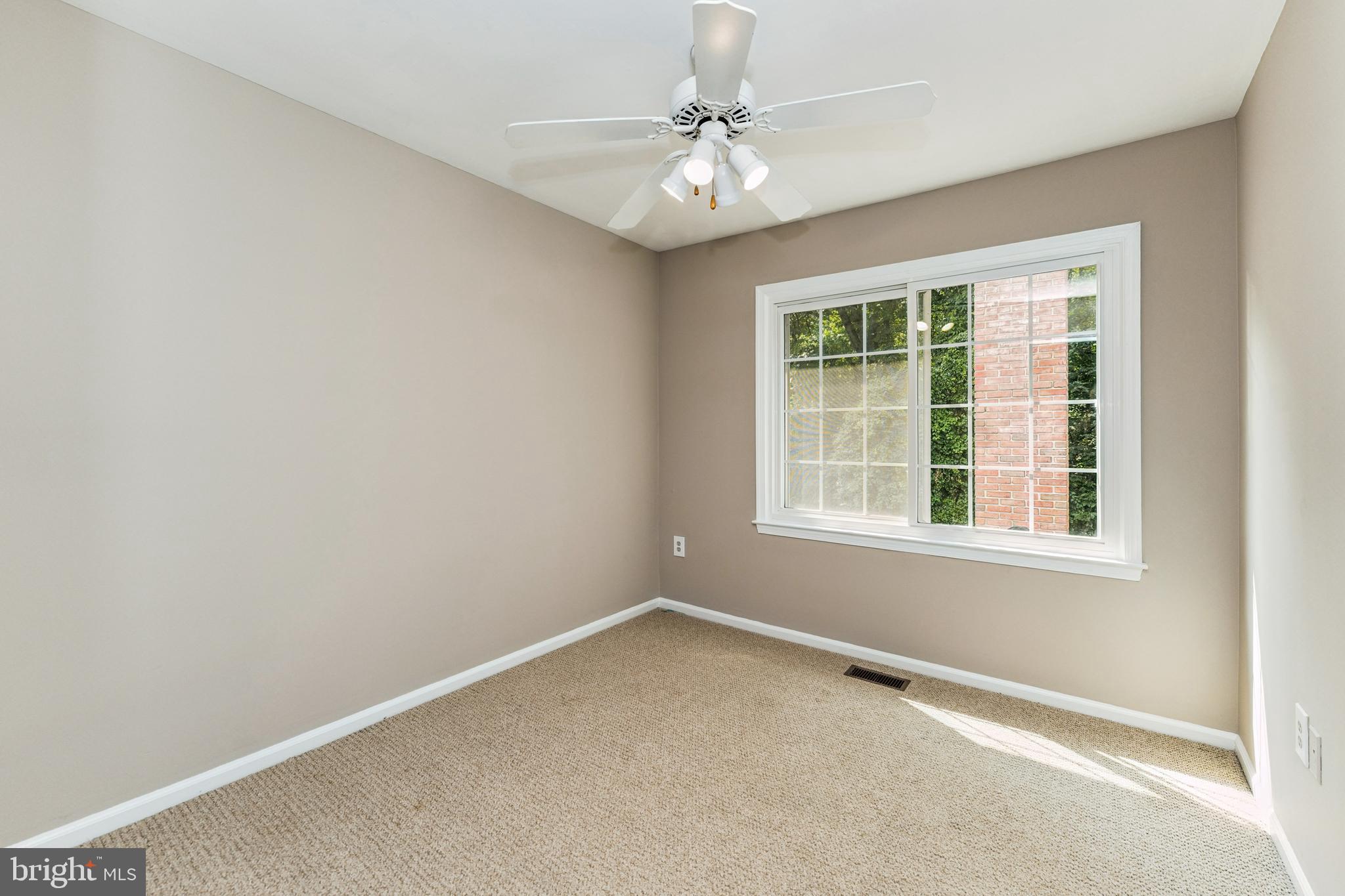 CHADSBERRY - Residential Lease