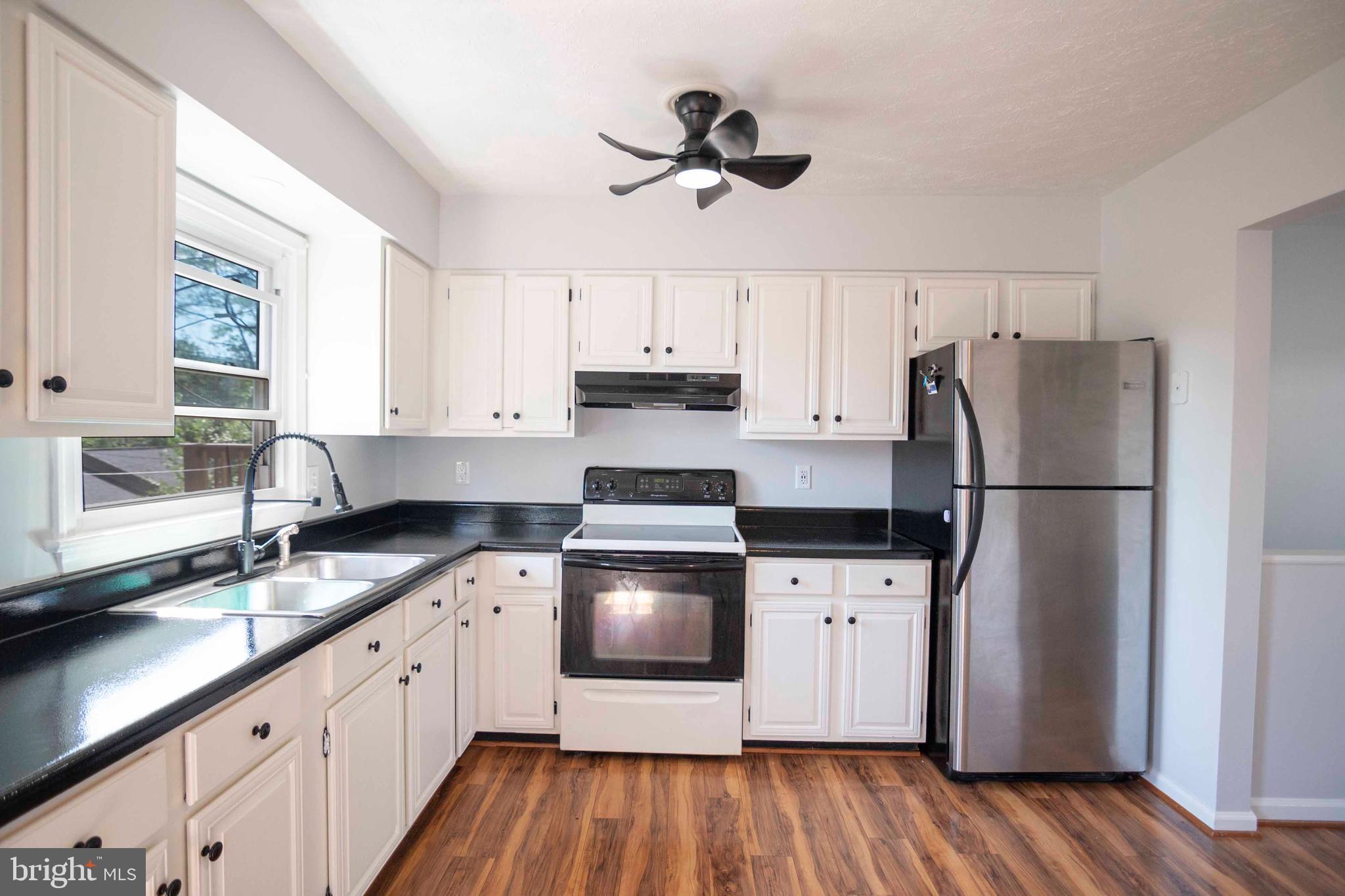 AY VIEW ESTATES - Residential