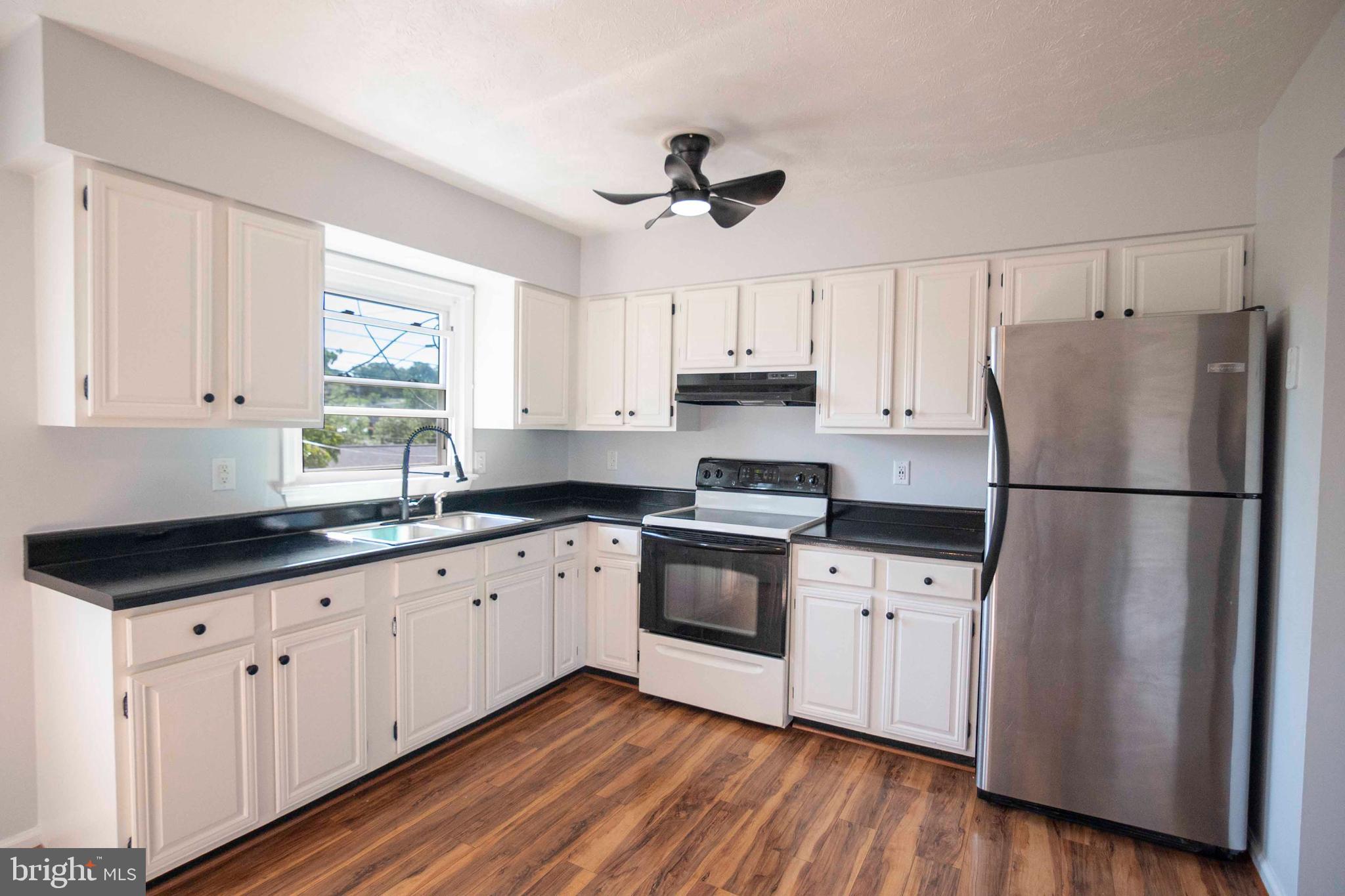 AY VIEW ESTATES - Residential