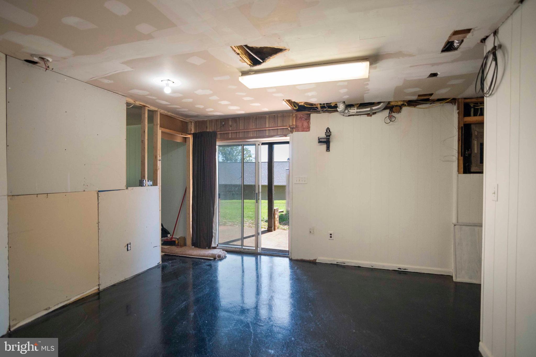 AY VIEW ESTATES - Residential