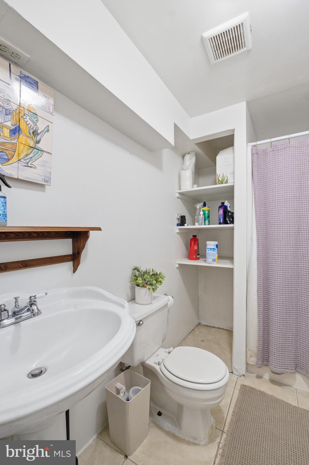 WASHINGTON HILL - Residential Lease