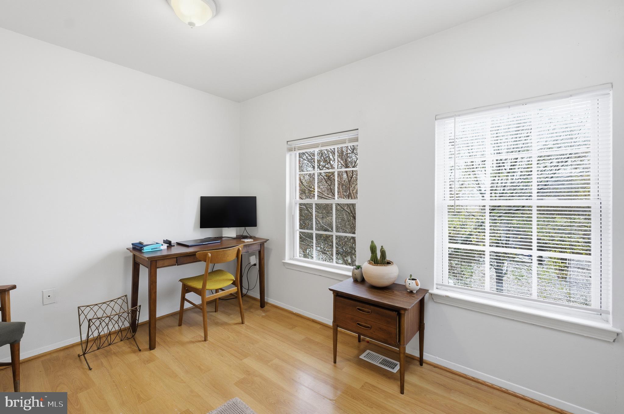 WASHINGTON HILL - Residential Lease