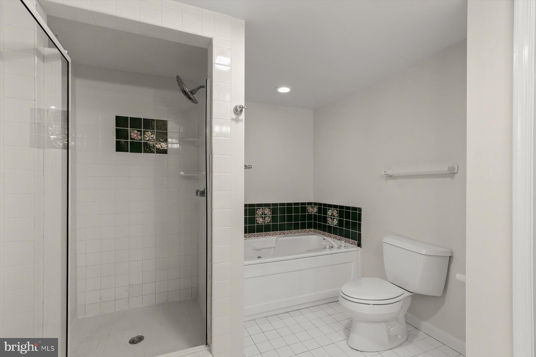 GLEN ECHO HEIGHTS - Residential