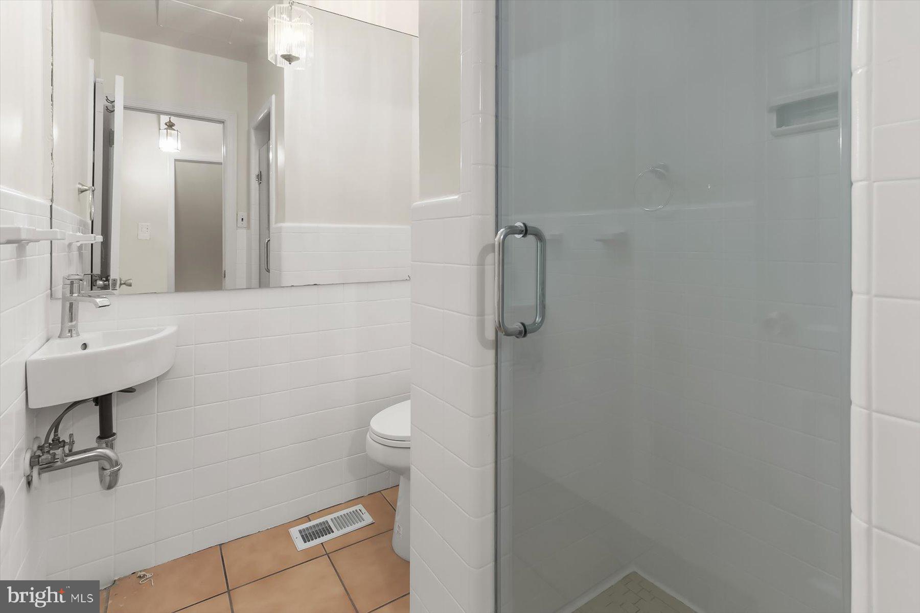 GLEN ECHO HEIGHTS - Residential