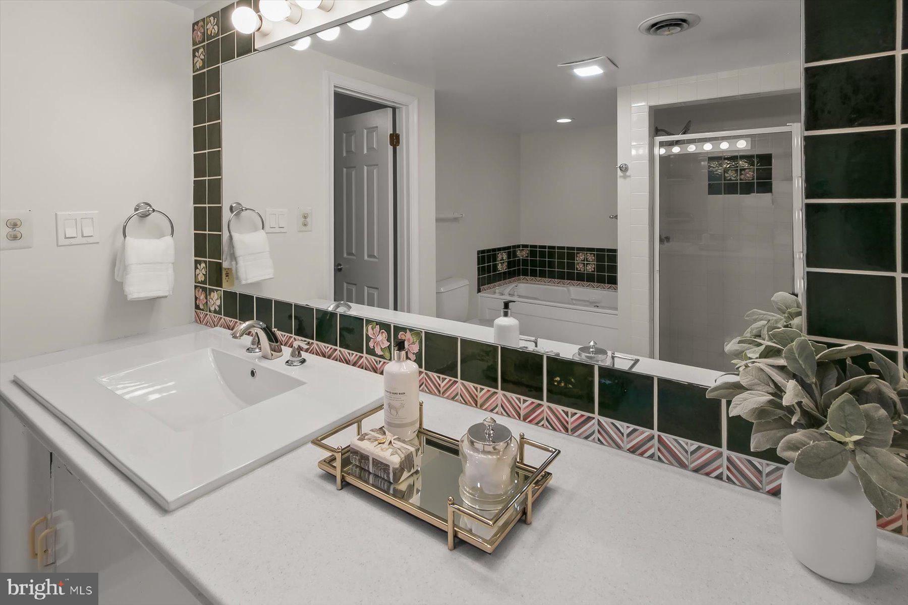 GLEN ECHO HEIGHTS - Residential