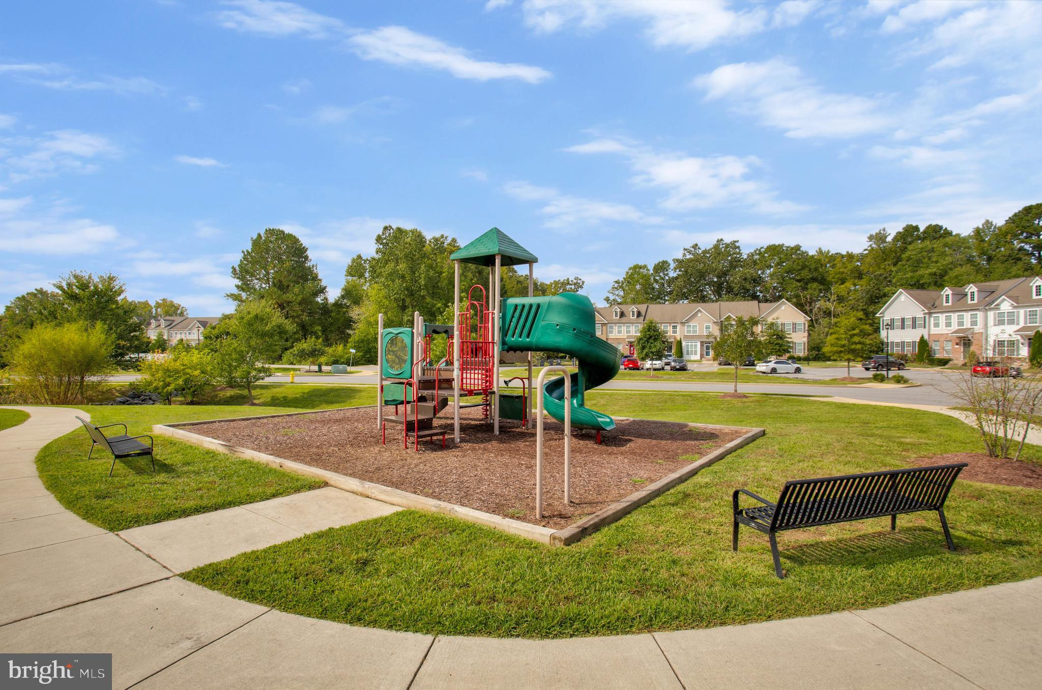 ELIZABETH HILLS - Residential