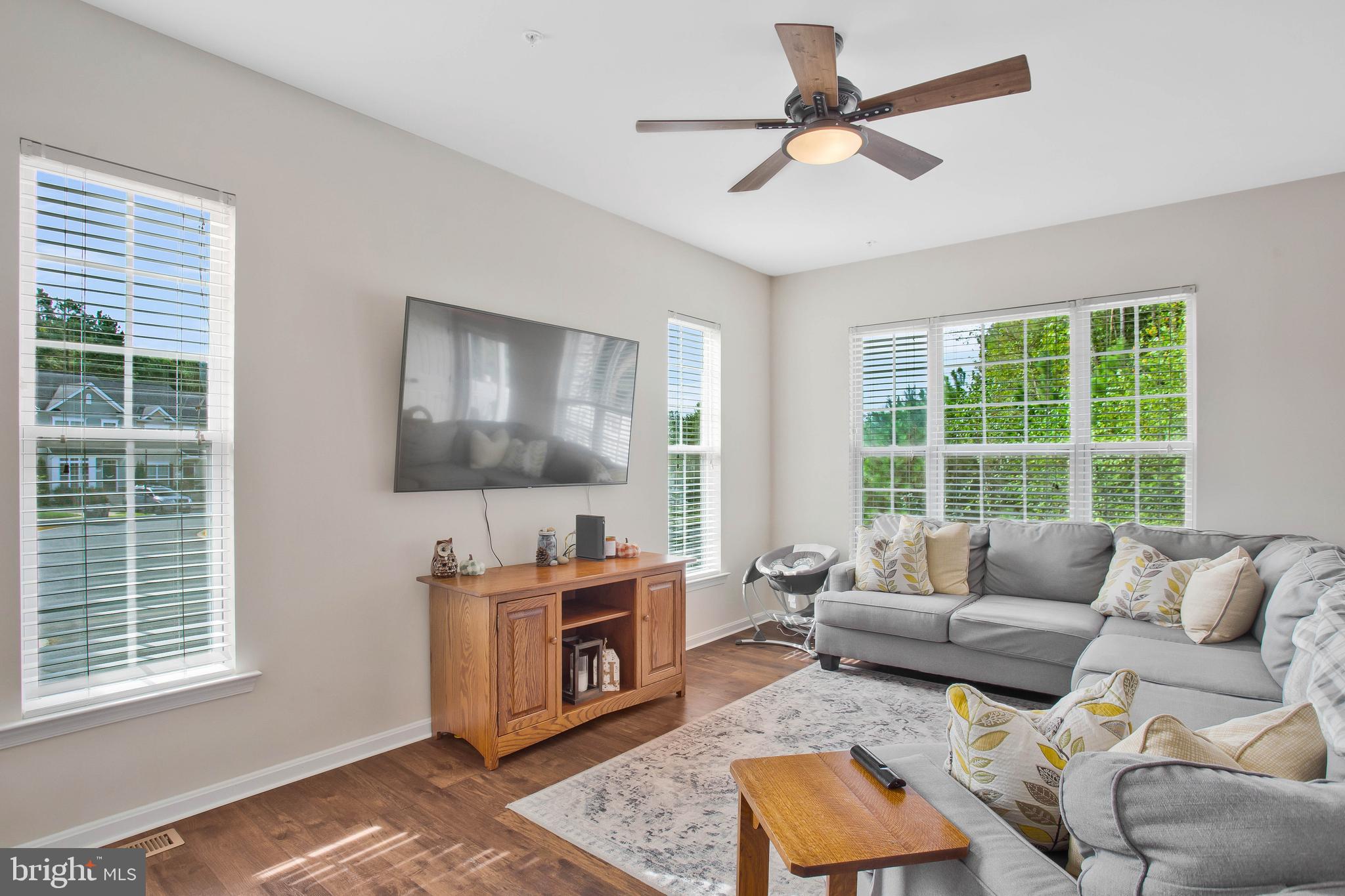 ELIZABETH HILLS - Residential