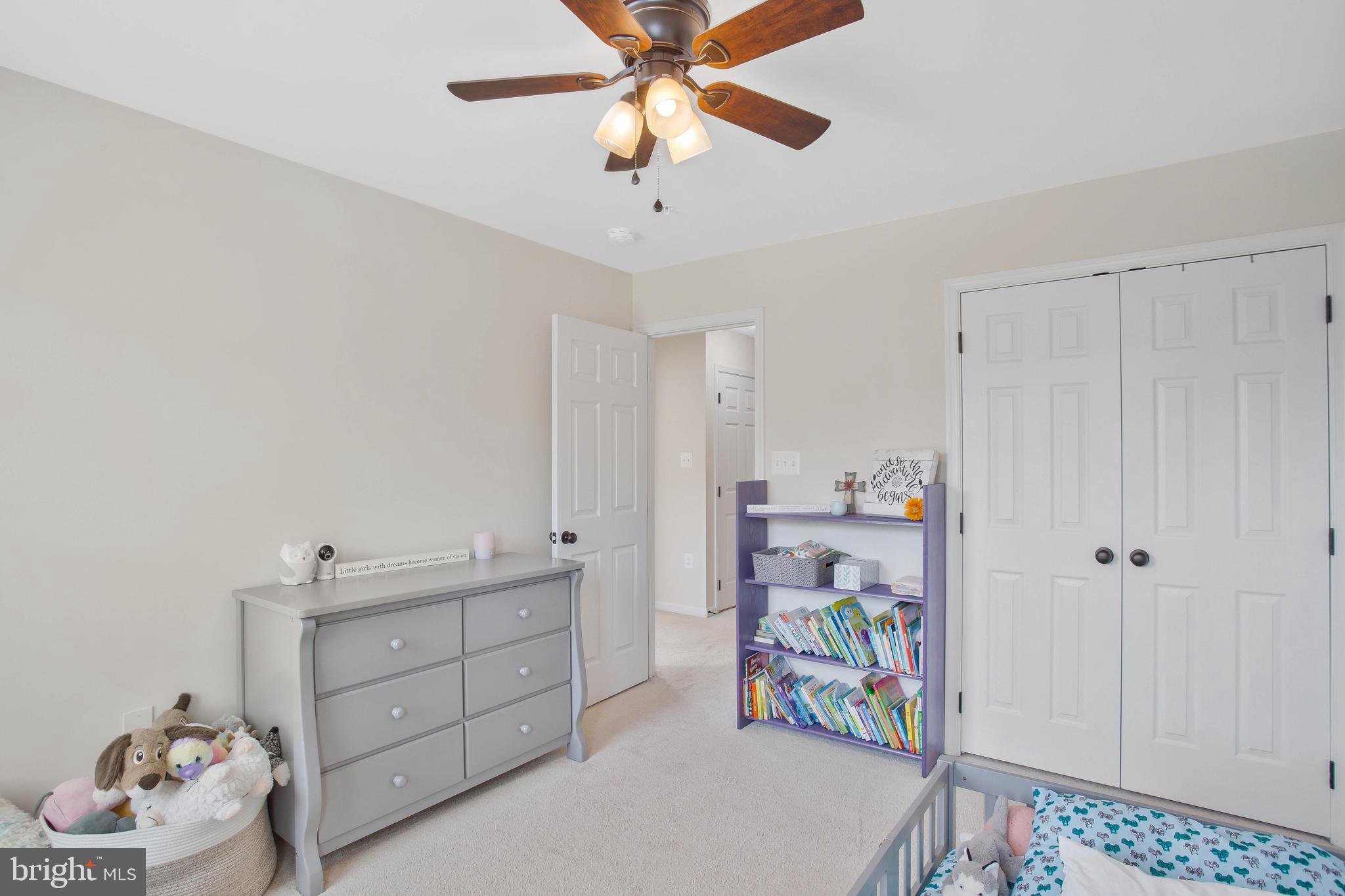 ELIZABETH HILLS - Residential