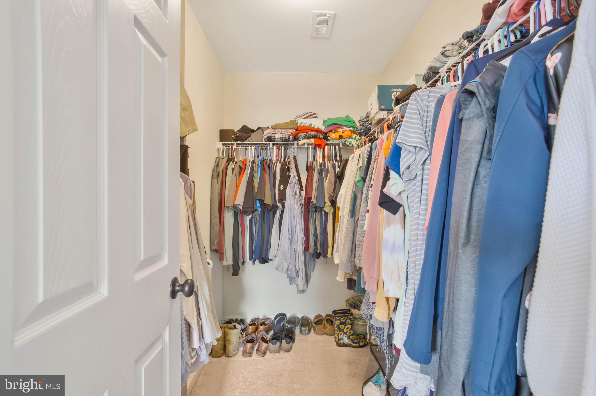 ELIZABETH HILLS - Residential