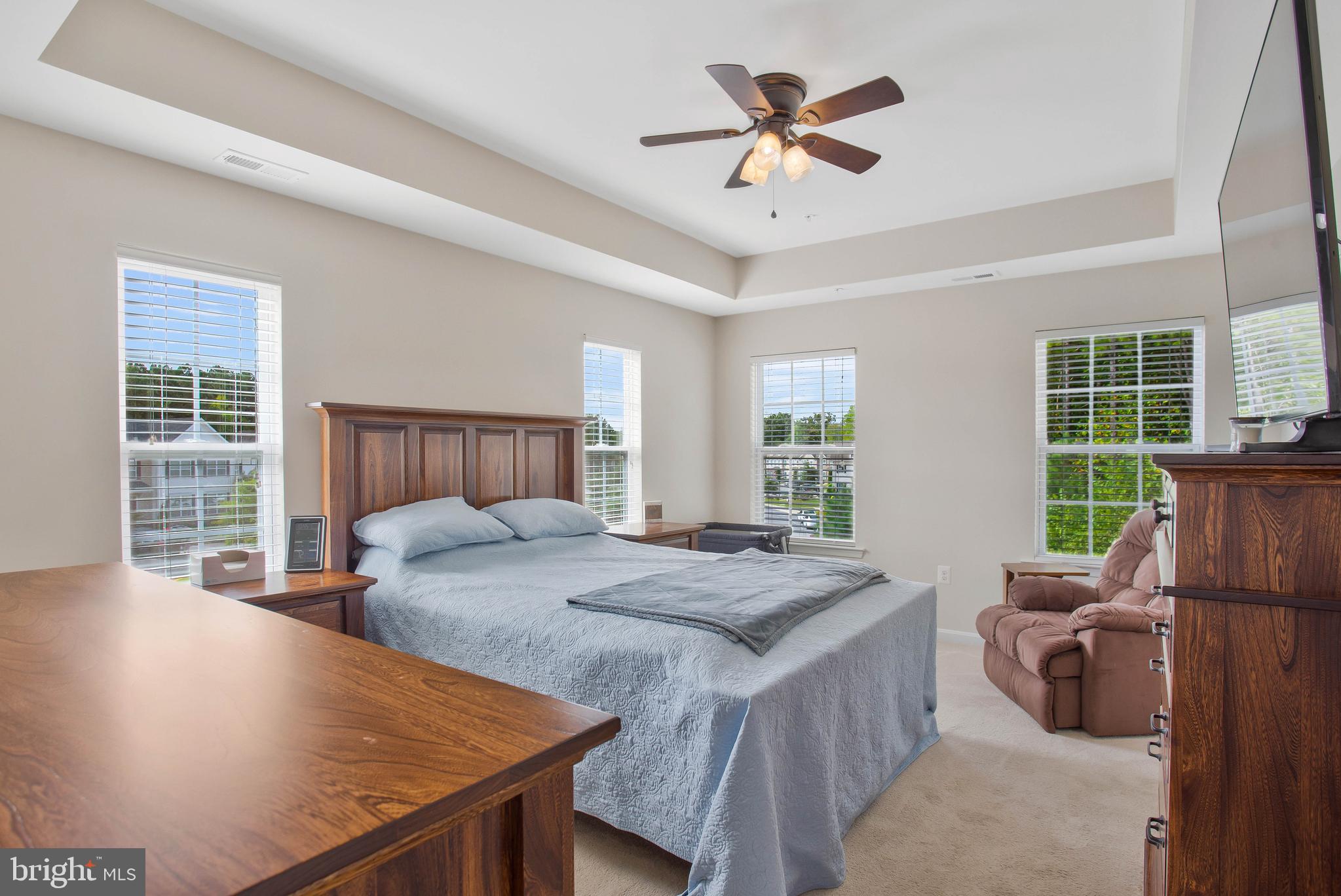 ELIZABETH HILLS - Residential