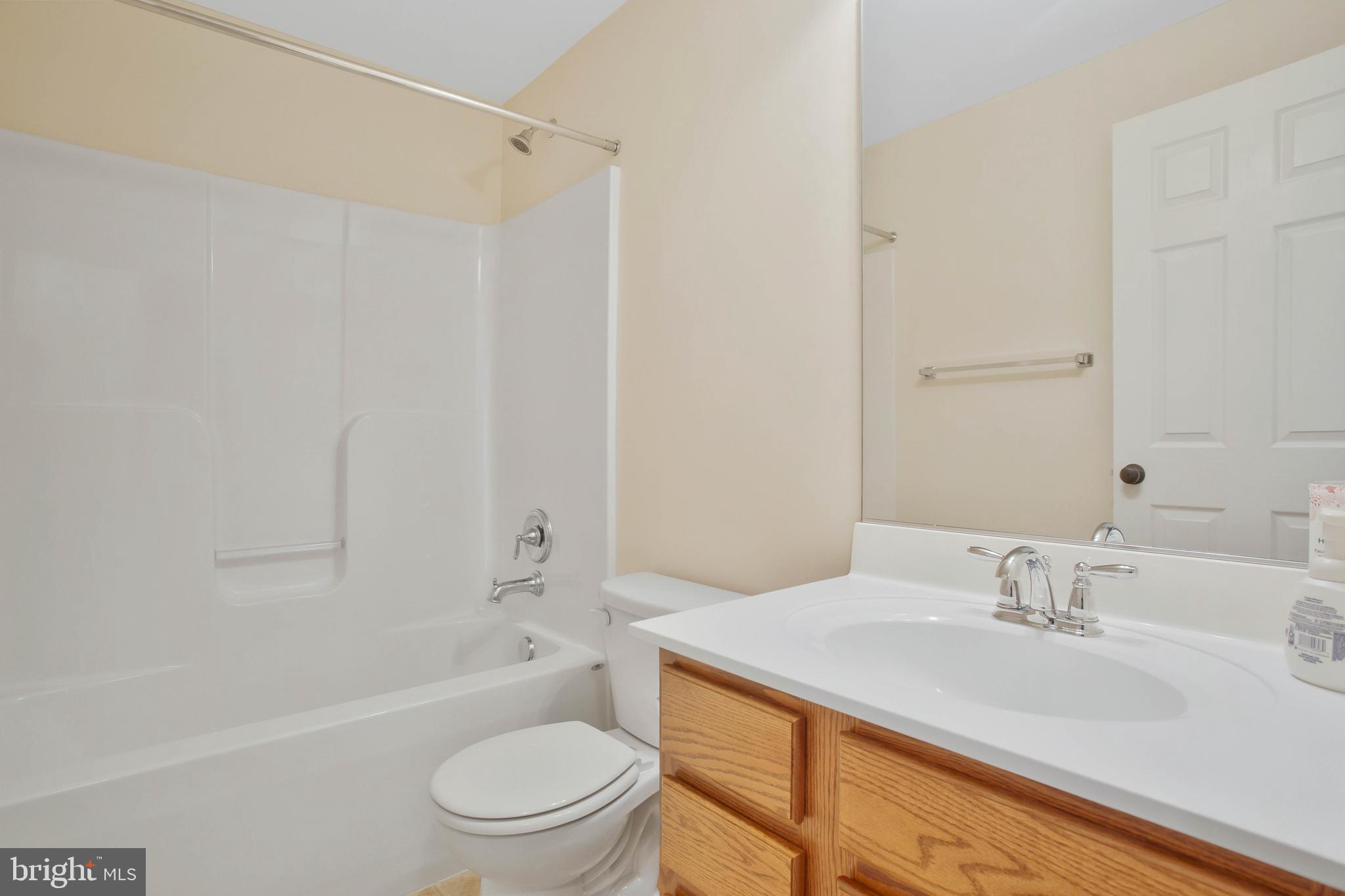 ELIZABETH HILLS - Residential