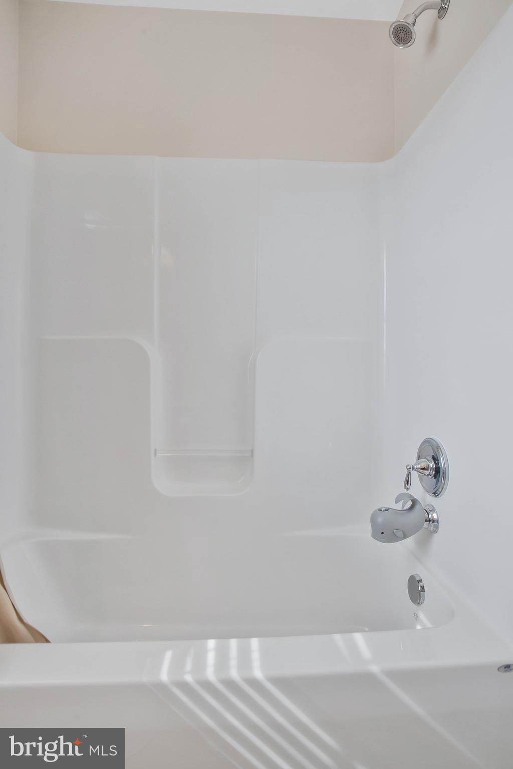 ELIZABETH HILLS - Residential