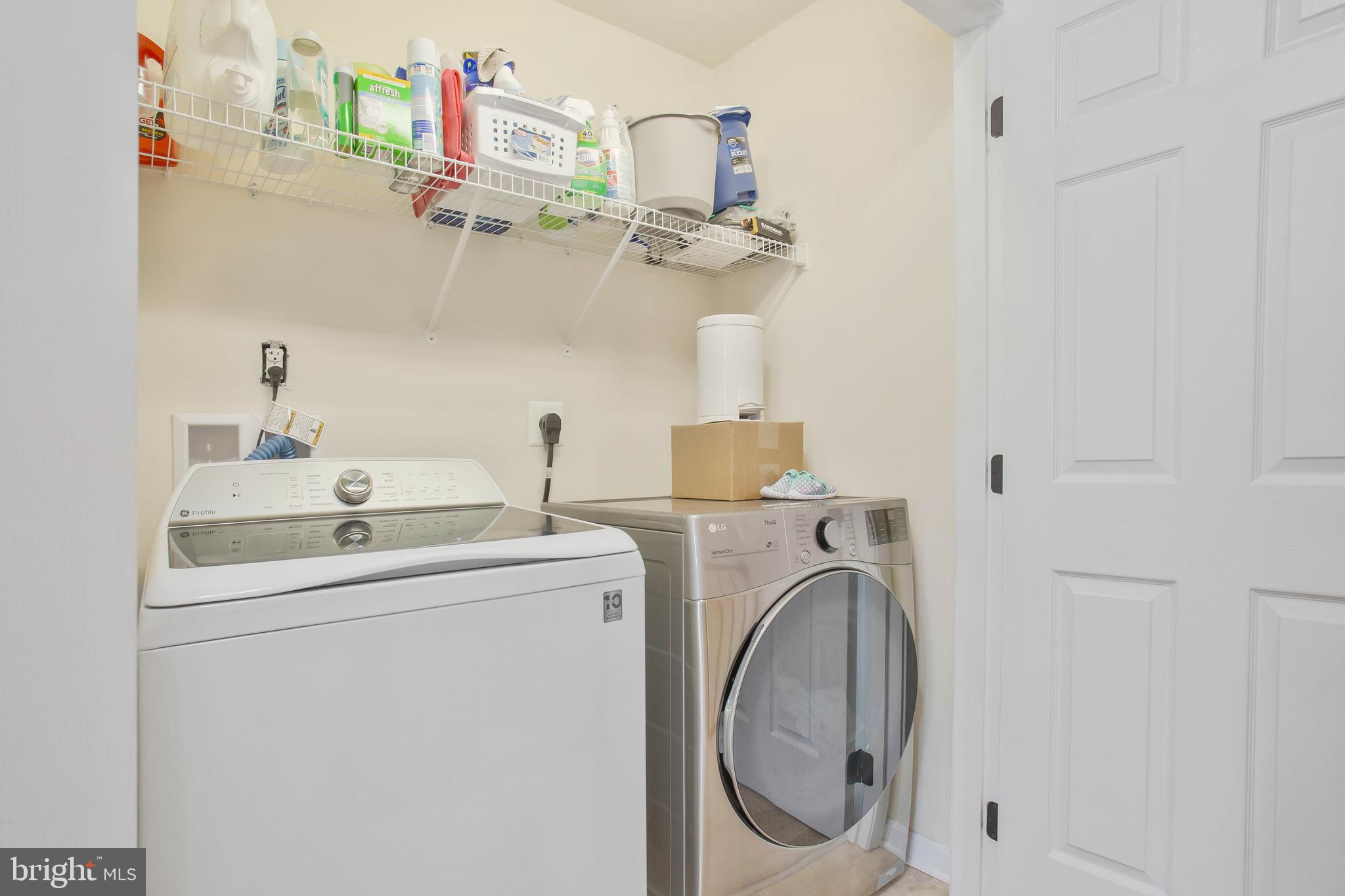 ELIZABETH HILLS - Residential