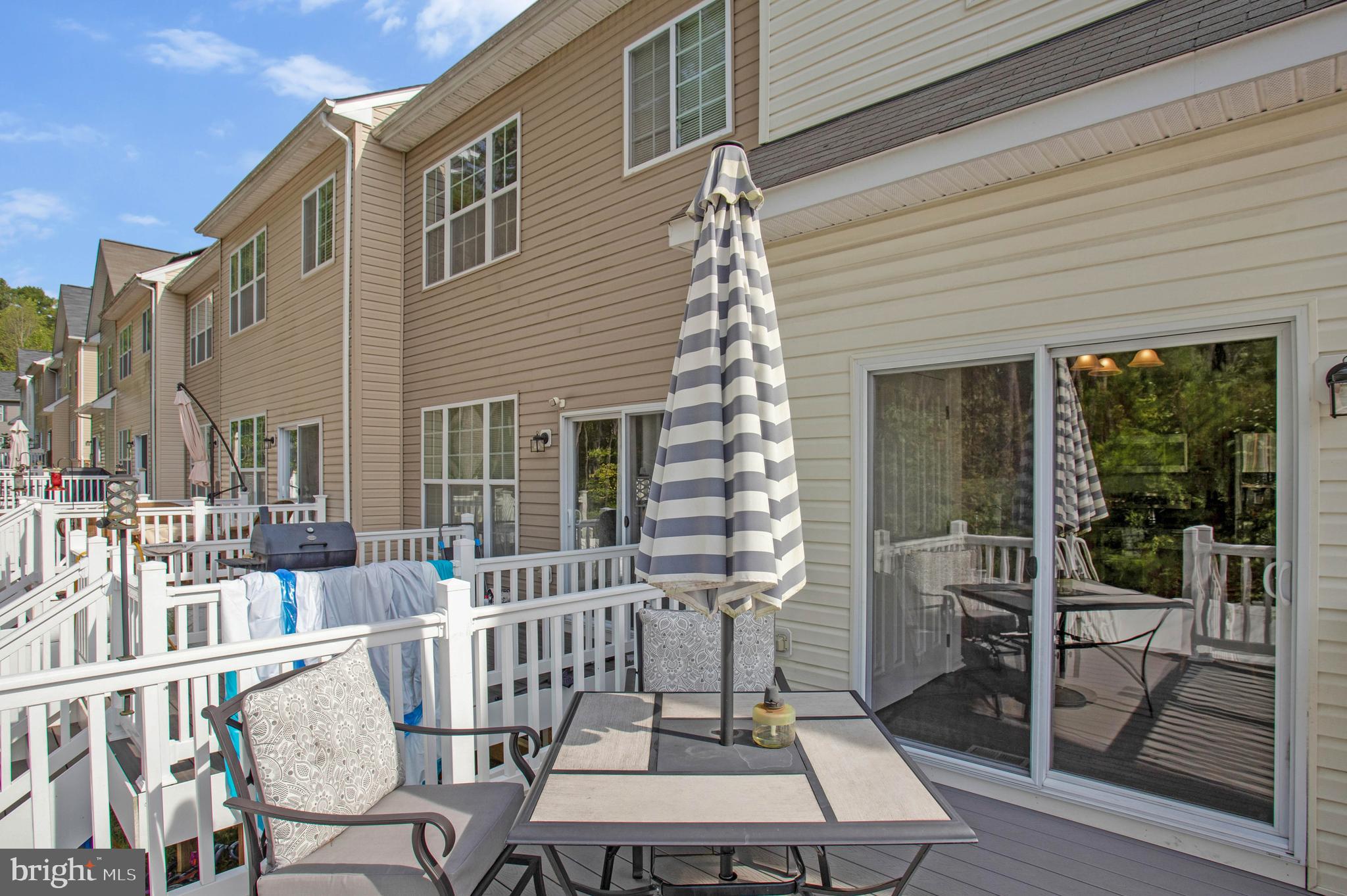 ELIZABETH HILLS - Residential