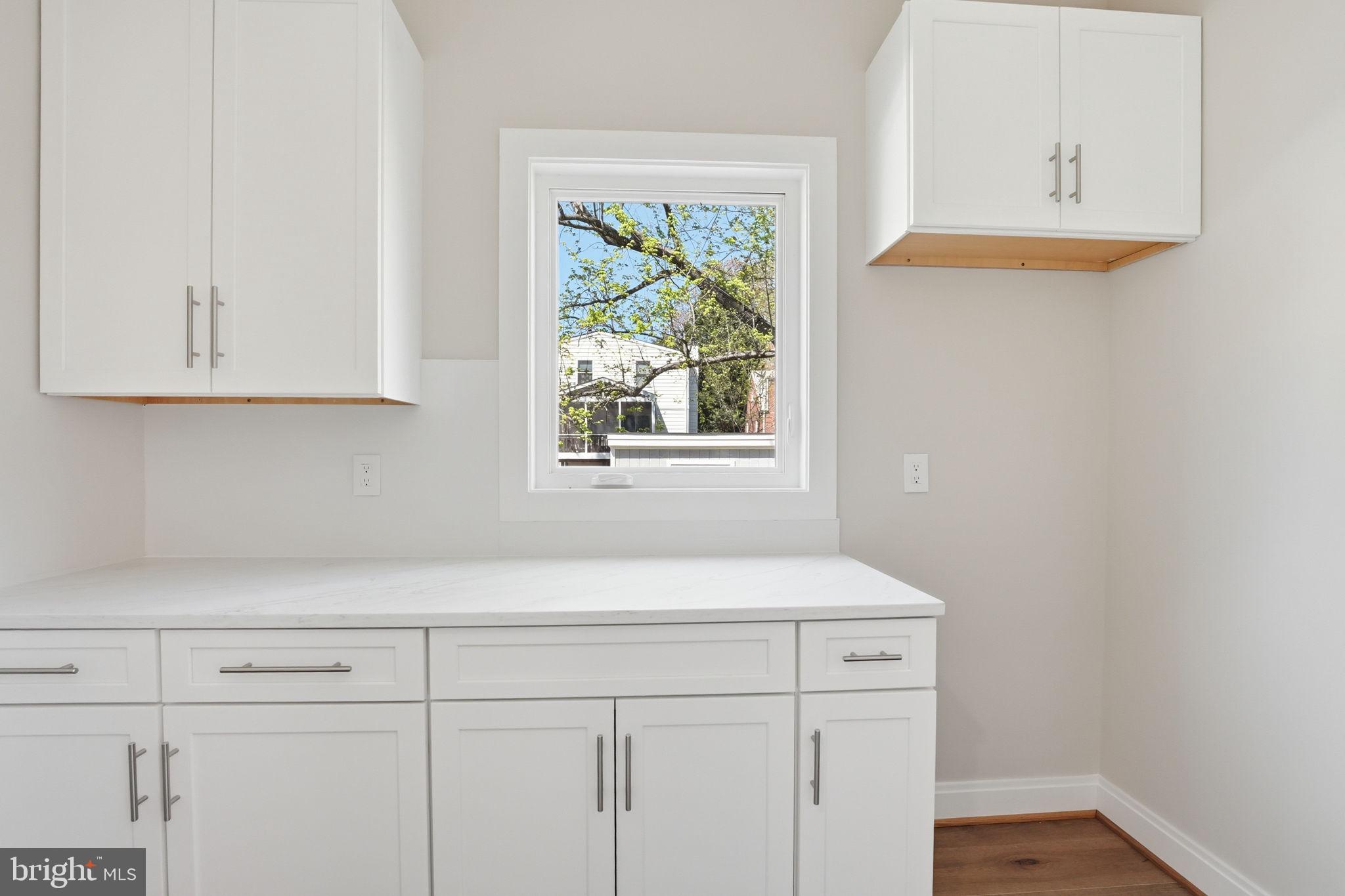 GLENCARLYN - Residential