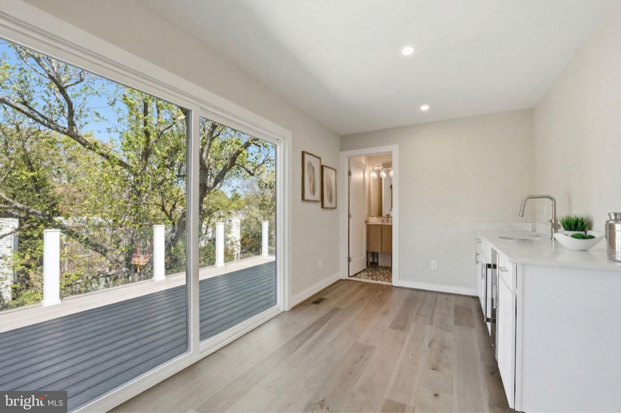 GLENCARLYN - Residential