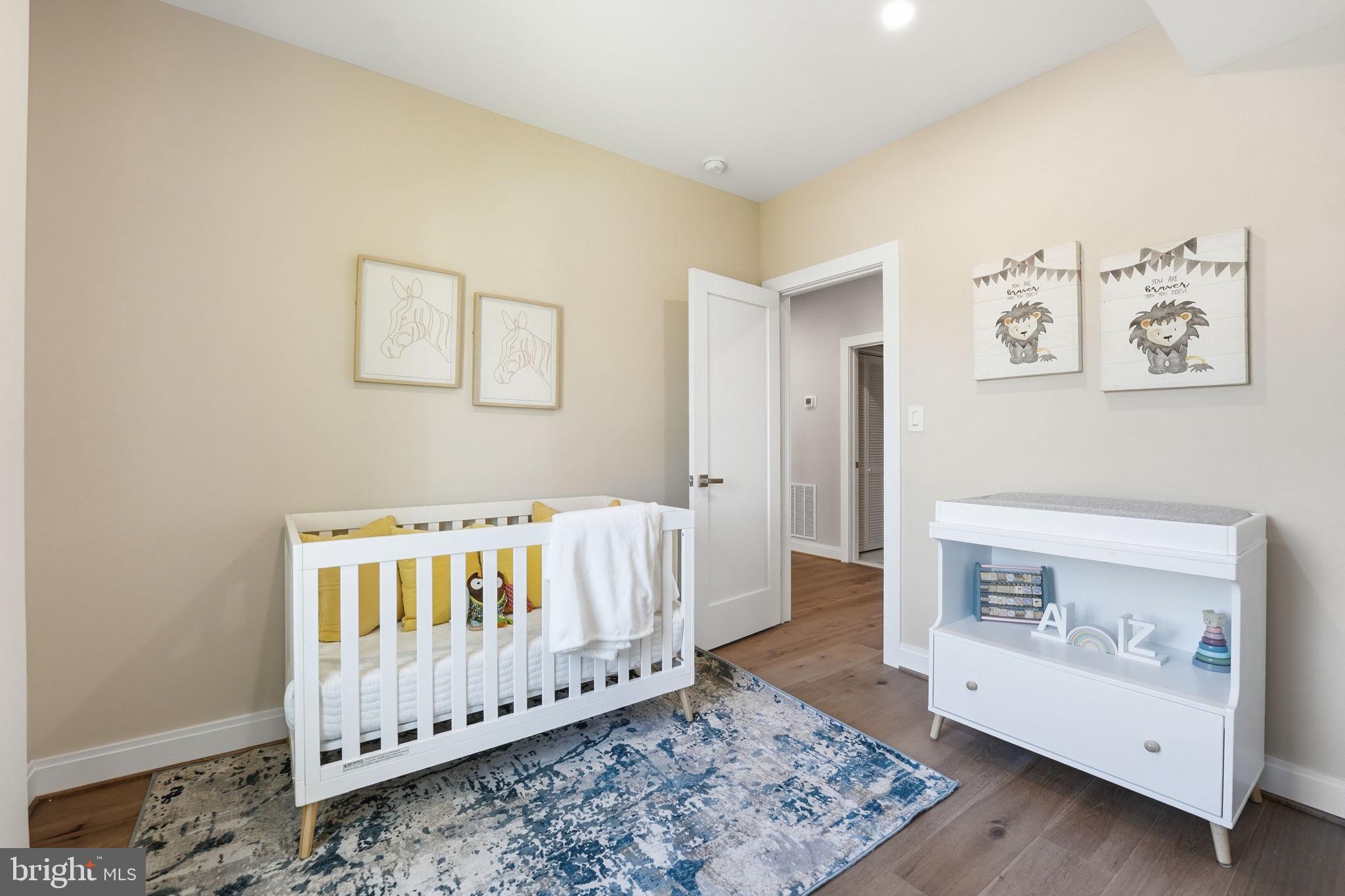 GLENCARLYN - Residential