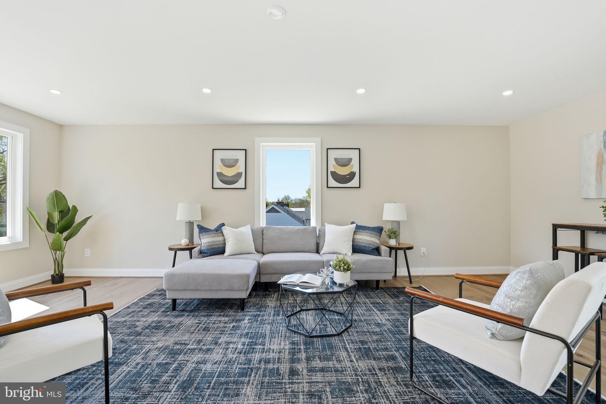 GLENCARLYN - Residential