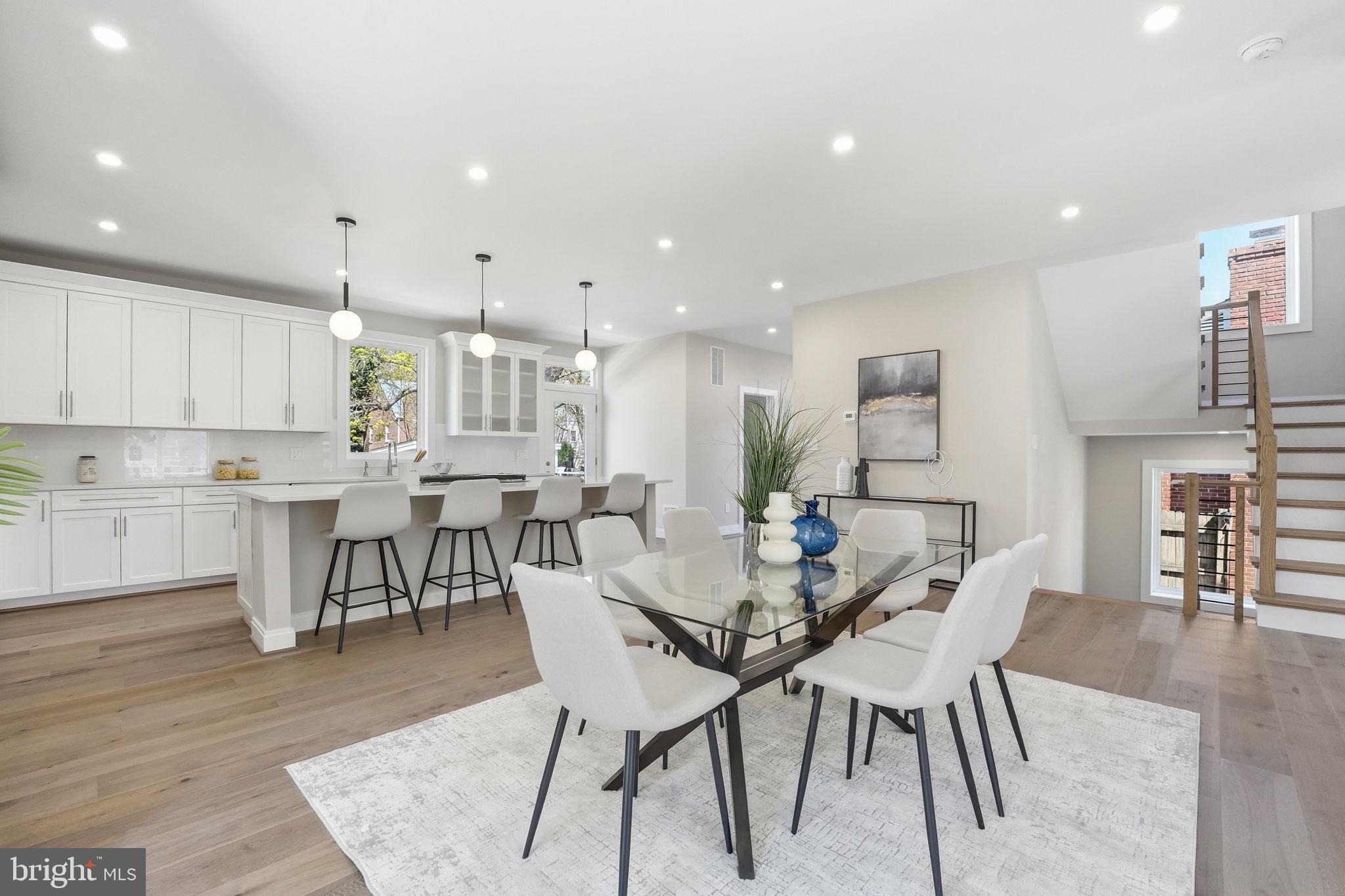 GLENCARLYN - Residential