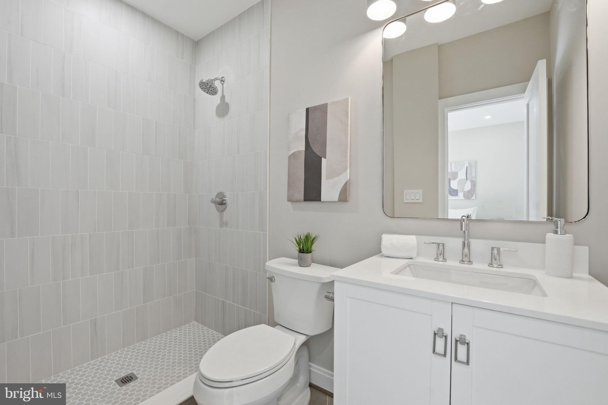 GLENCARLYN - Residential