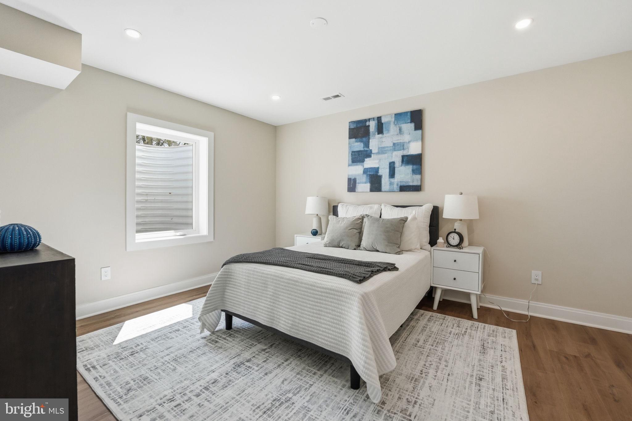 GLENCARLYN - Residential