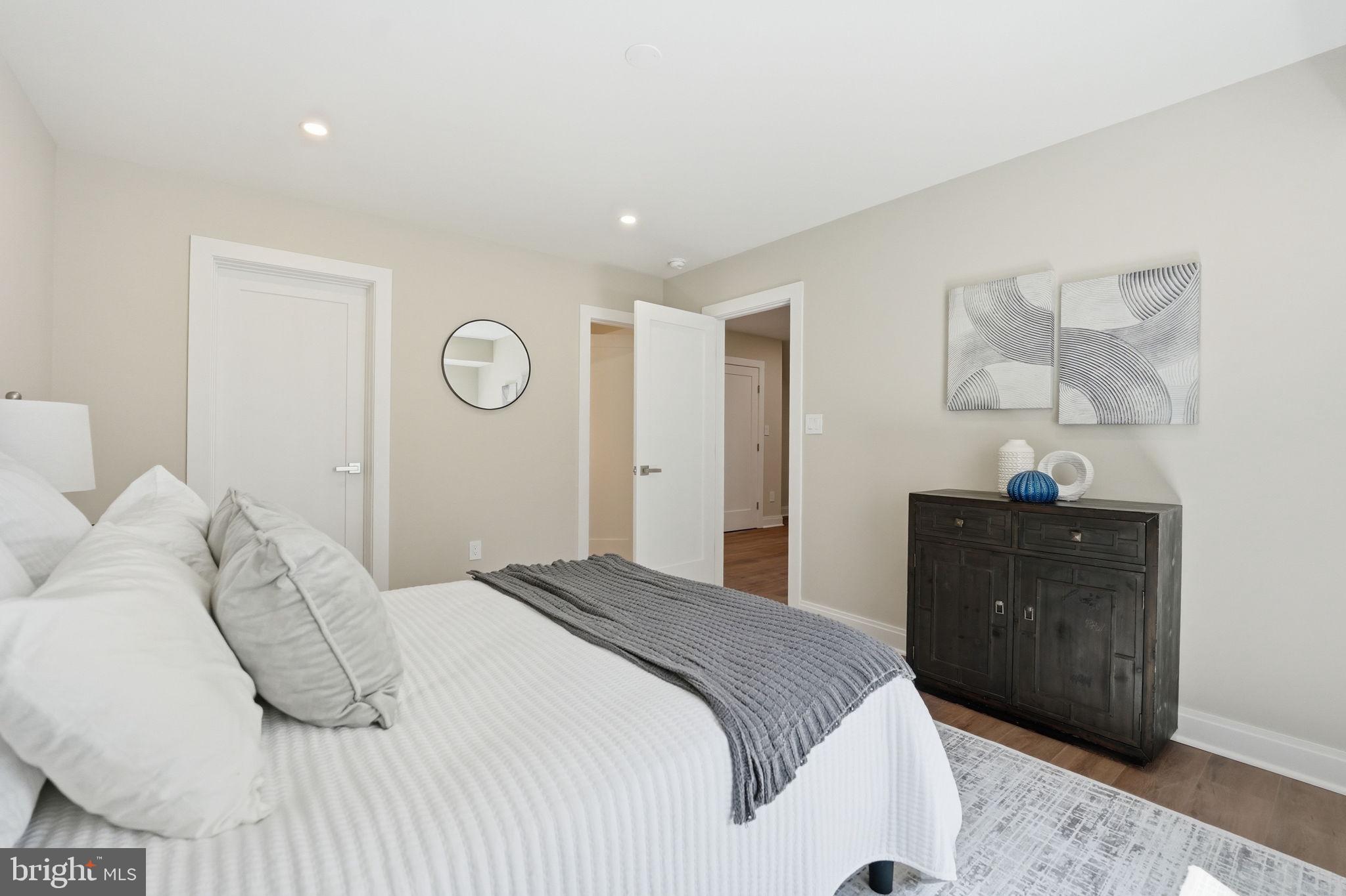 GLENCARLYN - Residential