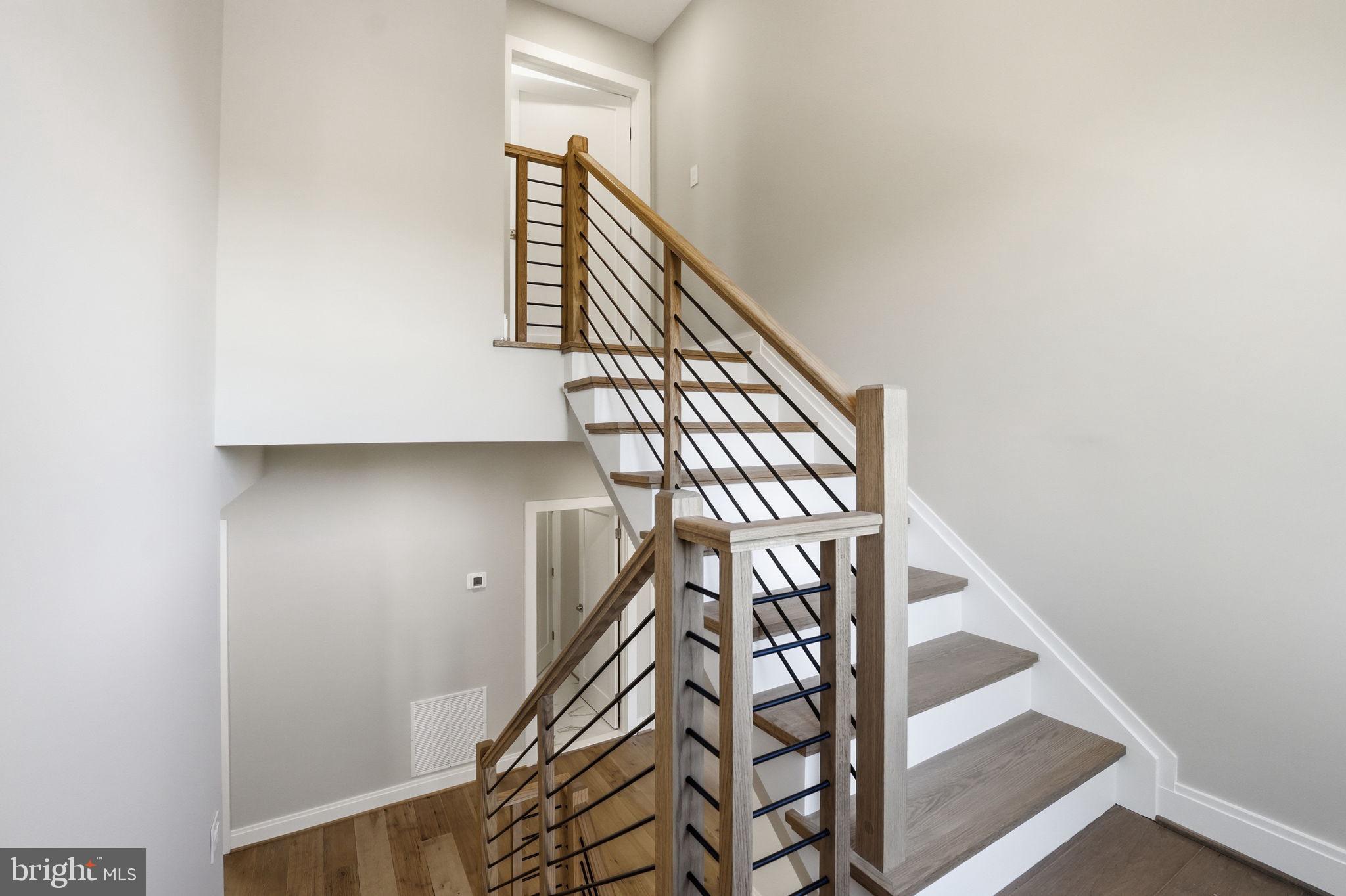 GLENCARLYN - Residential