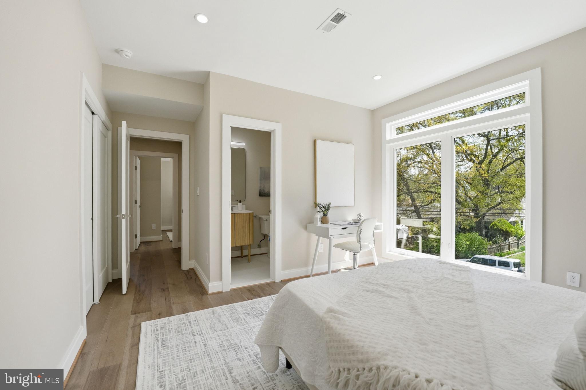 GLENCARLYN - Residential