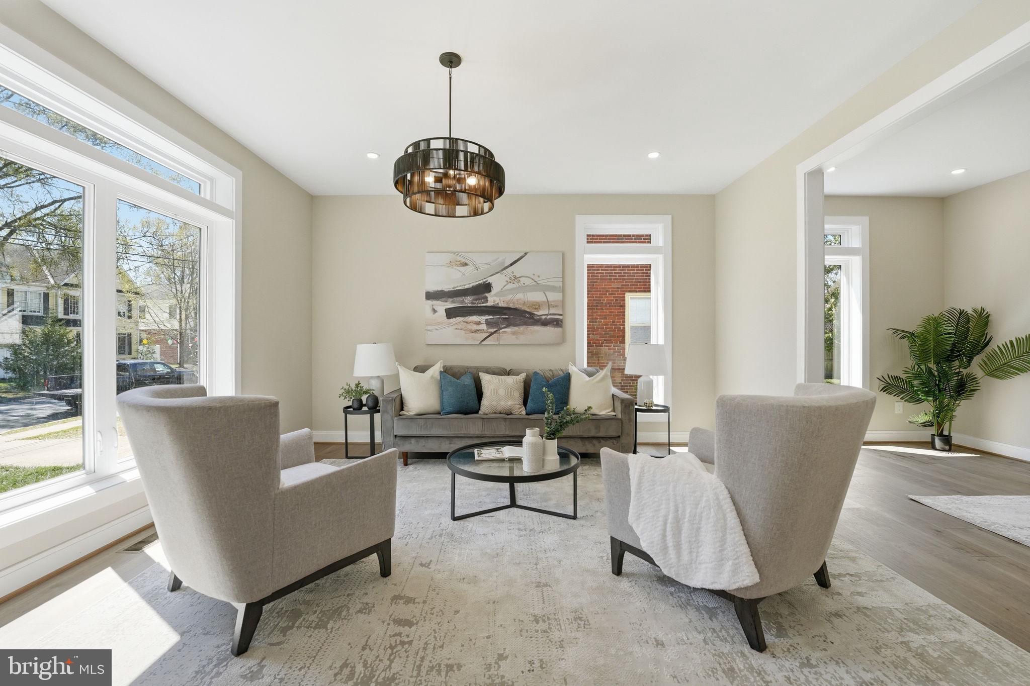 GLENCARLYN - Residential