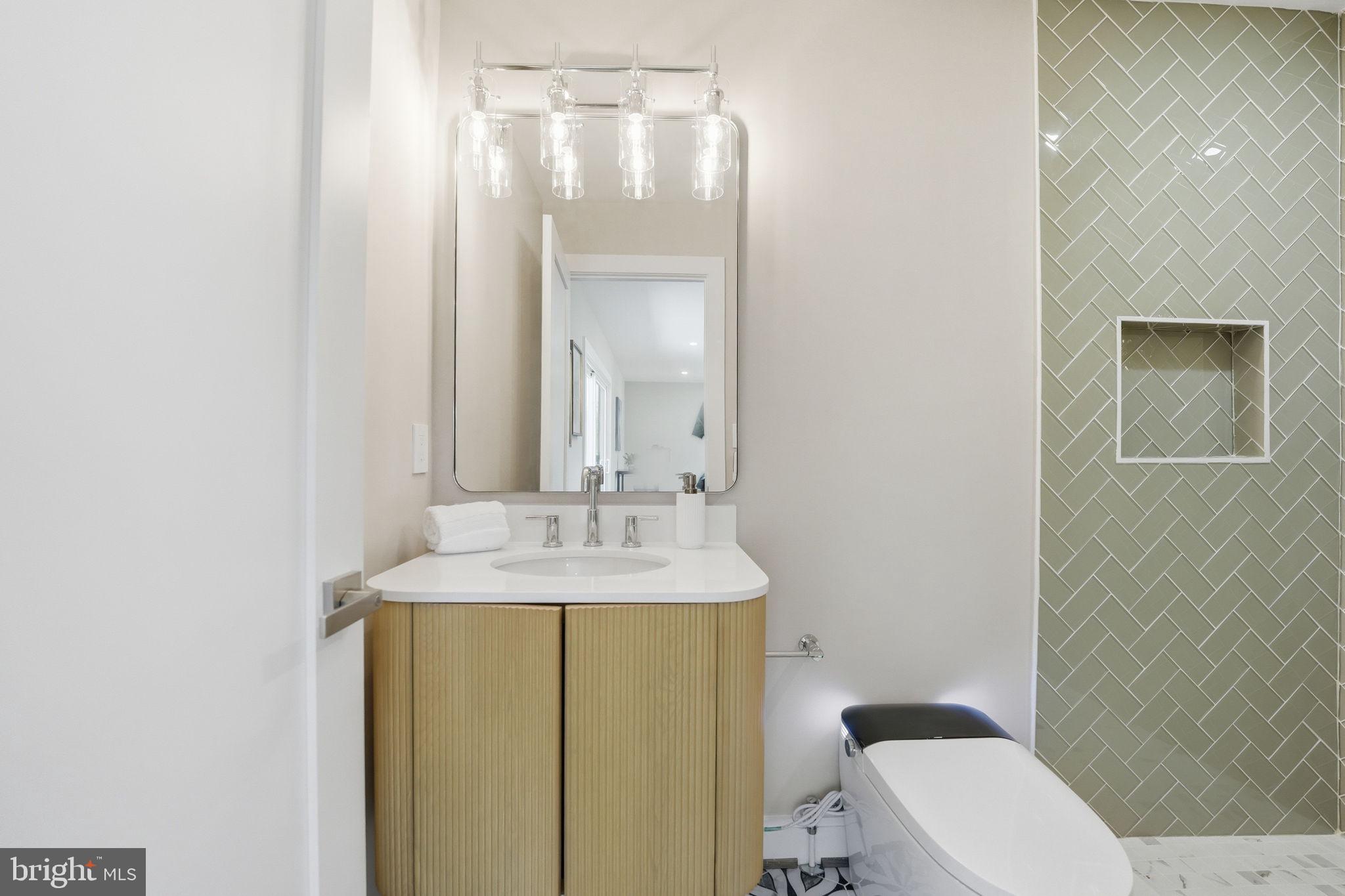 GLENCARLYN - Residential