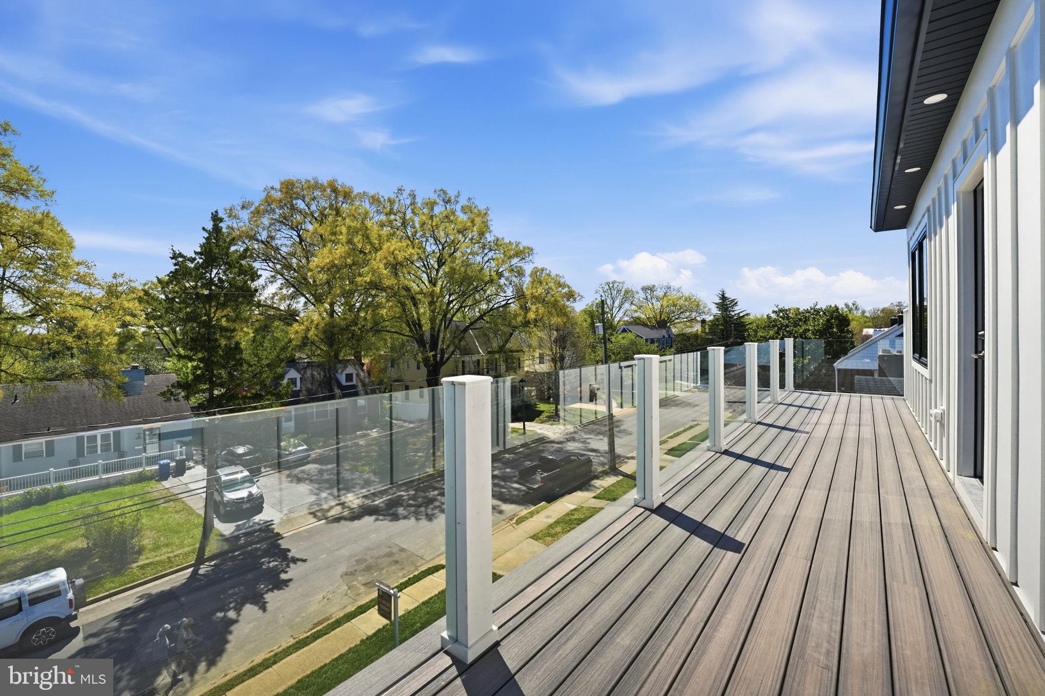 GLENCARLYN - Residential