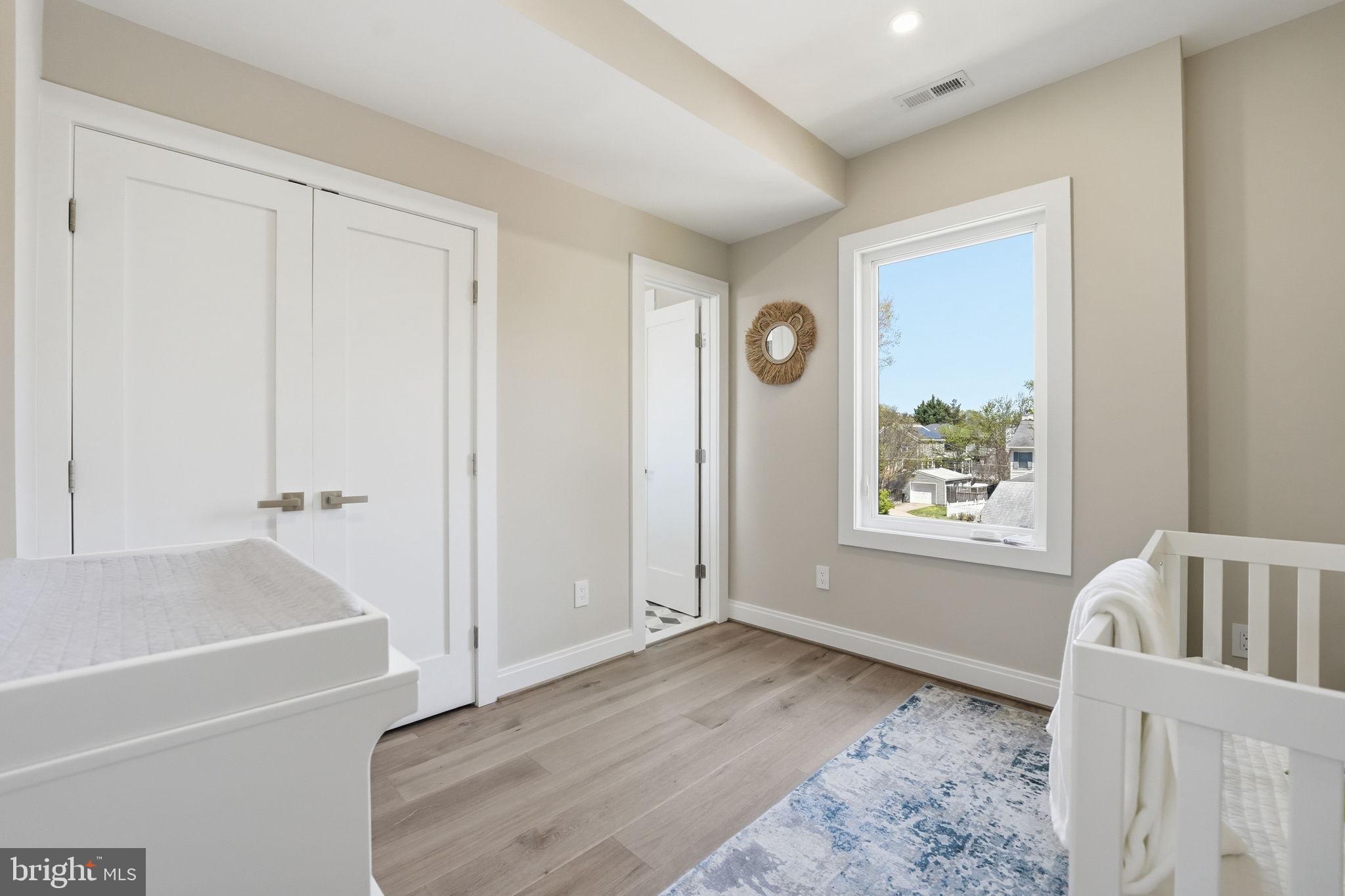 GLENCARLYN - Residential