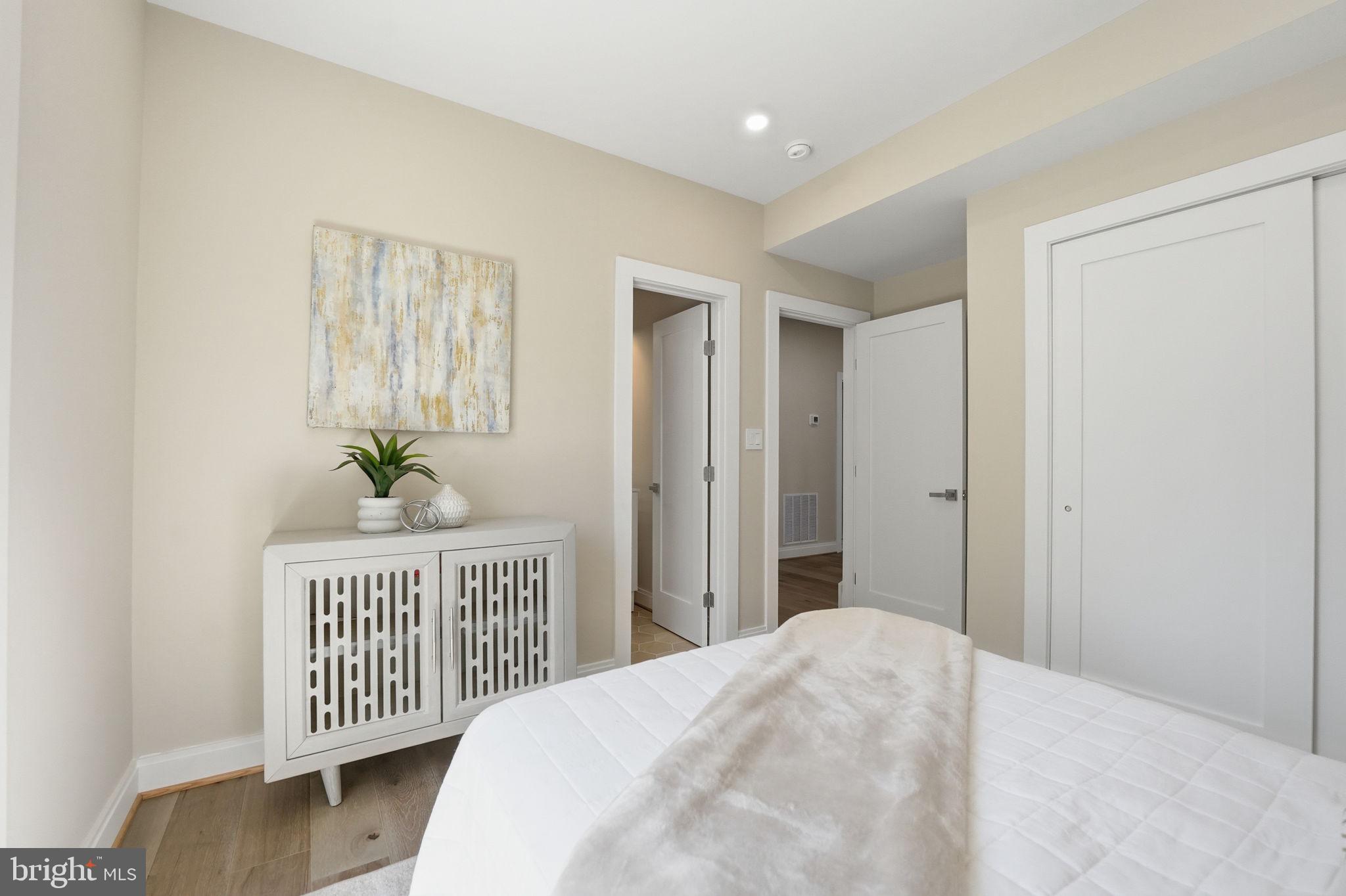 GLENCARLYN - Residential