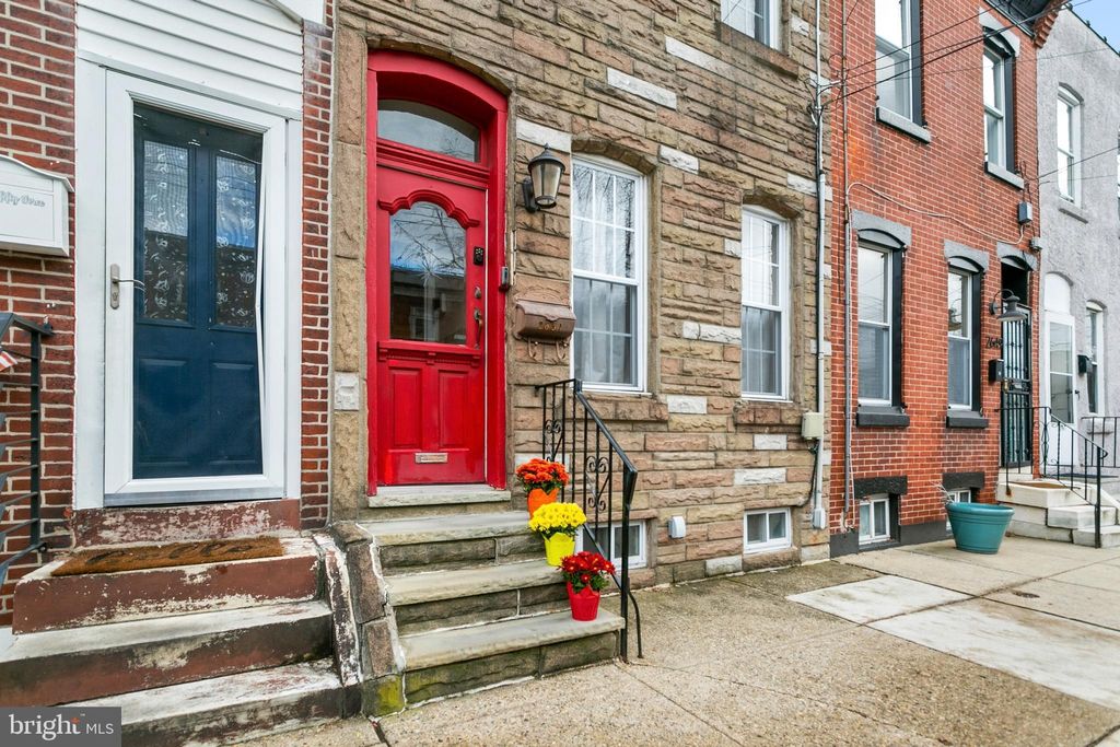 Photo of 2651 Edgemont Street, PHILADELPHIA, PA 19125 (MLS # PAPH2558304)