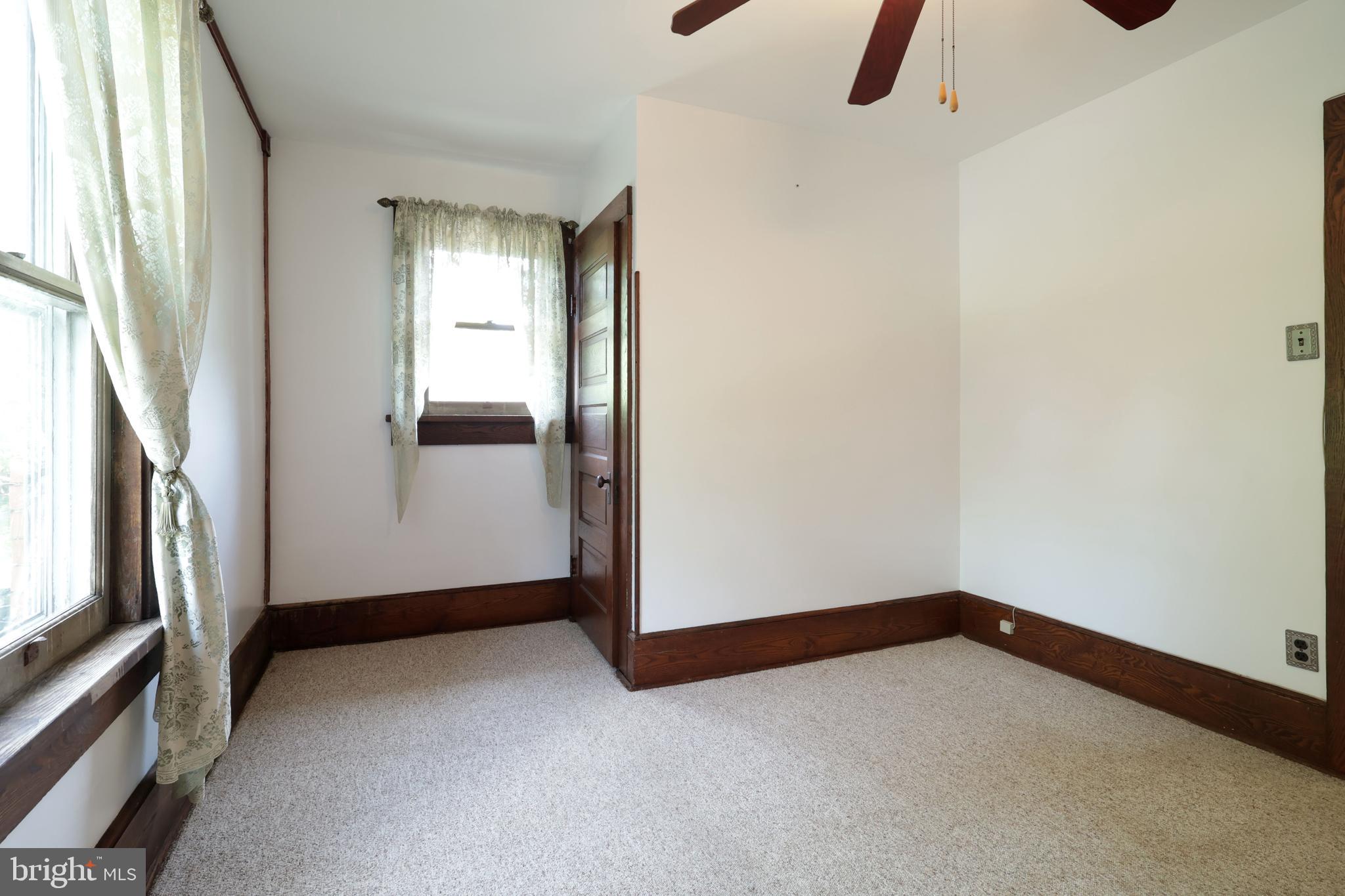 HOWARD - Residential