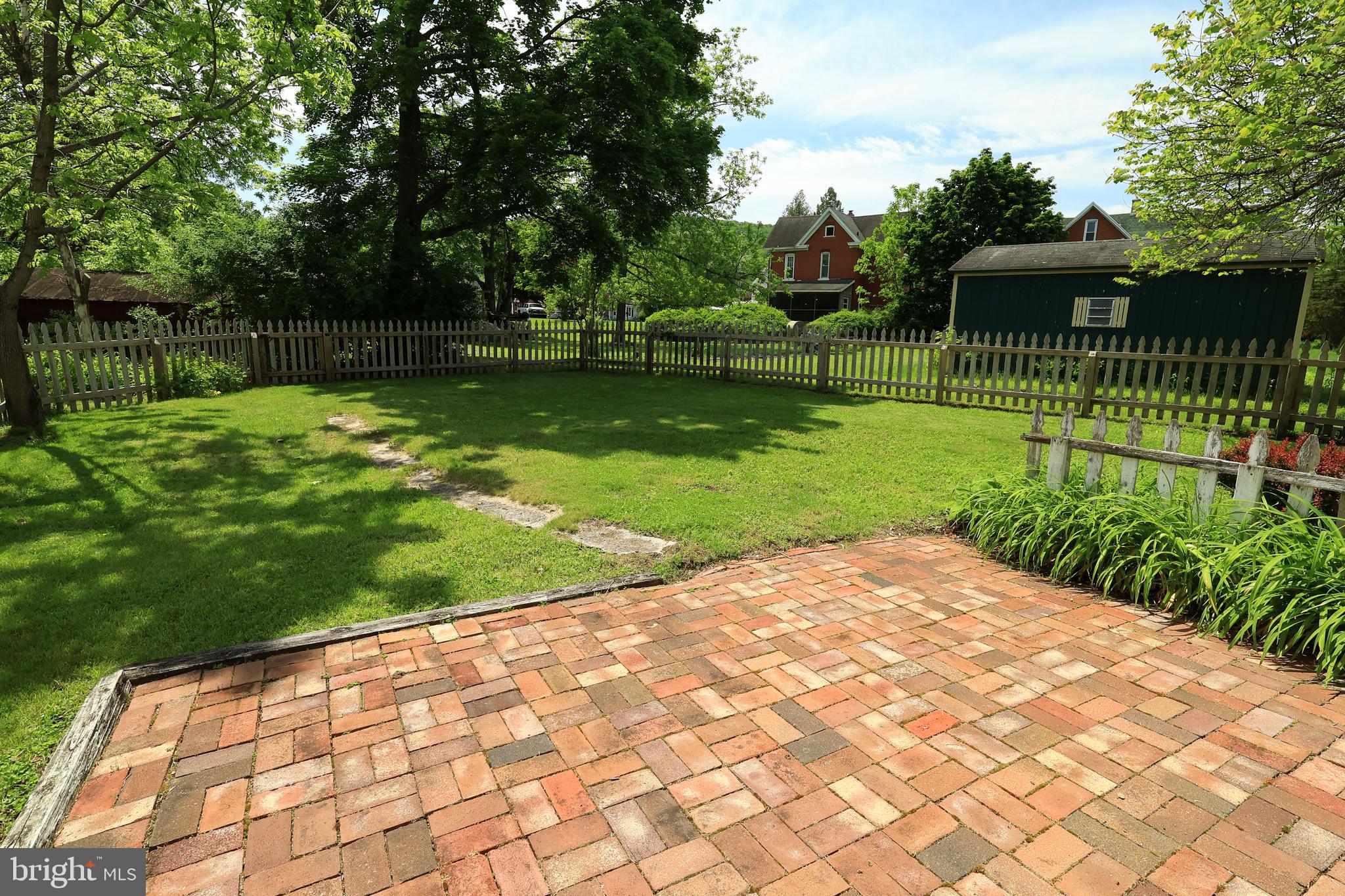 HOWARD - Residential