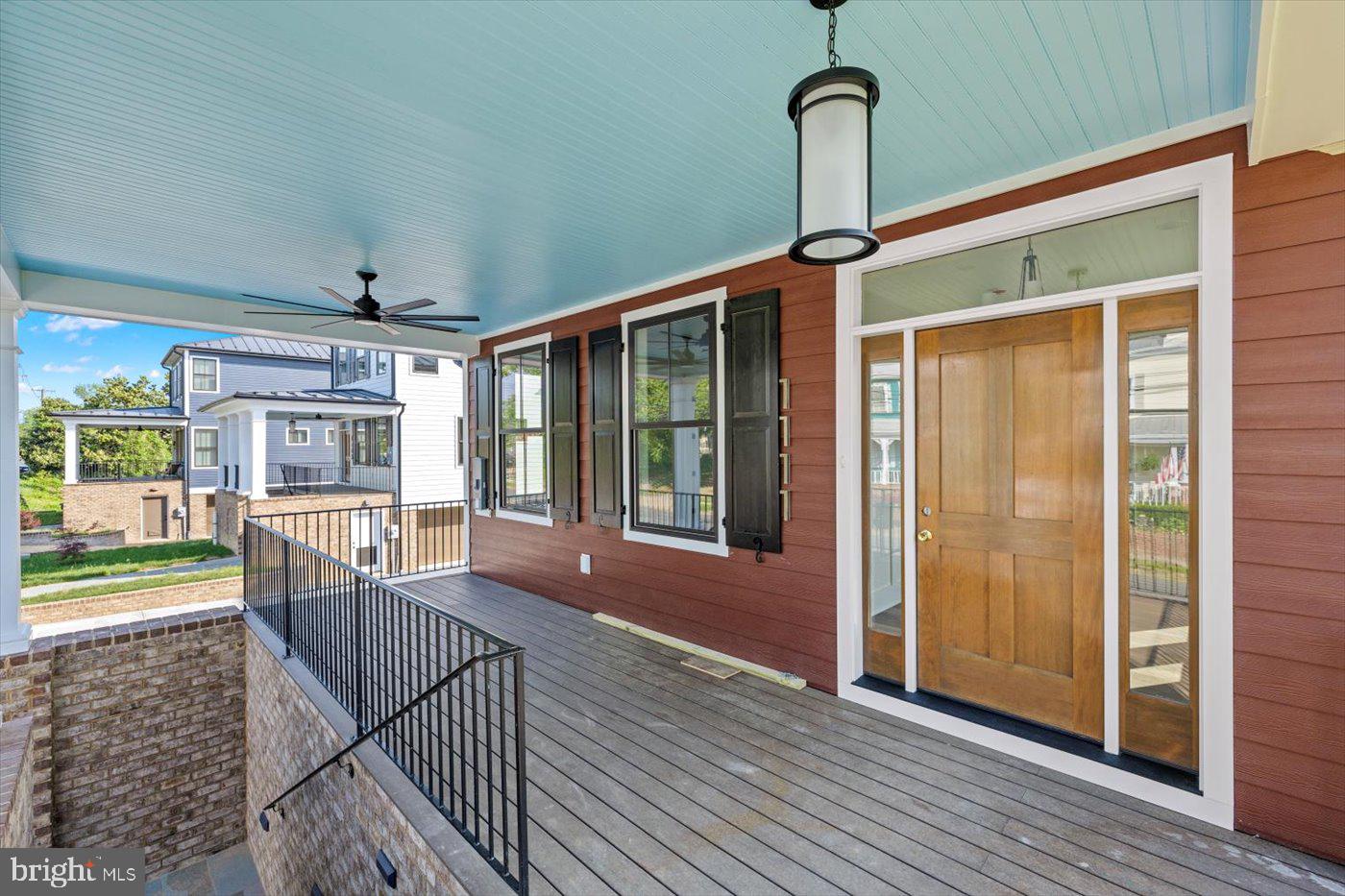 DOWNTOWN FREDERICKSBURG - Residential