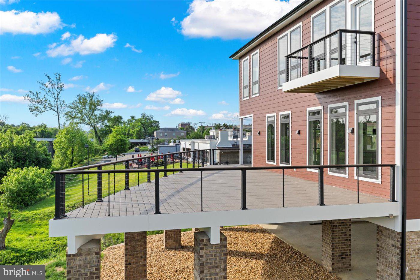 DOWNTOWN FREDERICKSBURG - Residential