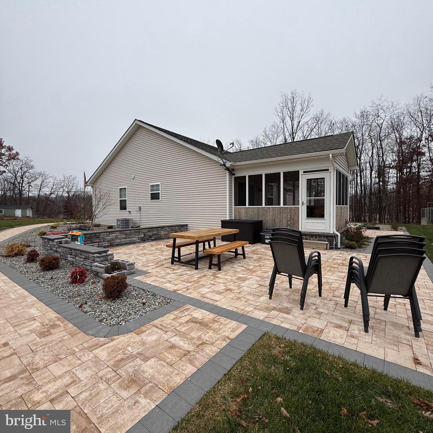 CHESTNUT HILL ESTATES - Residential