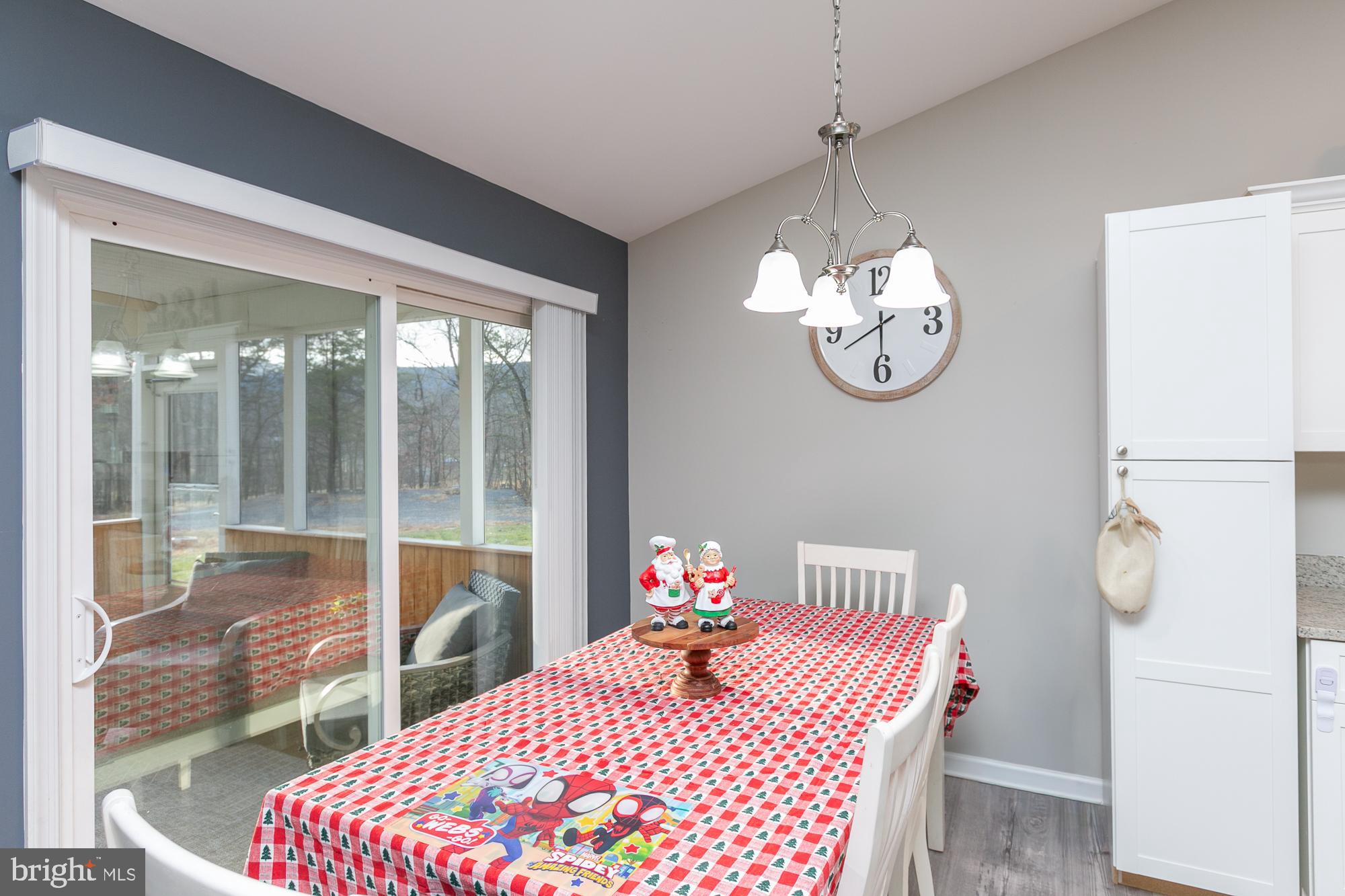 CHESTNUT HILL ESTATES - Residential