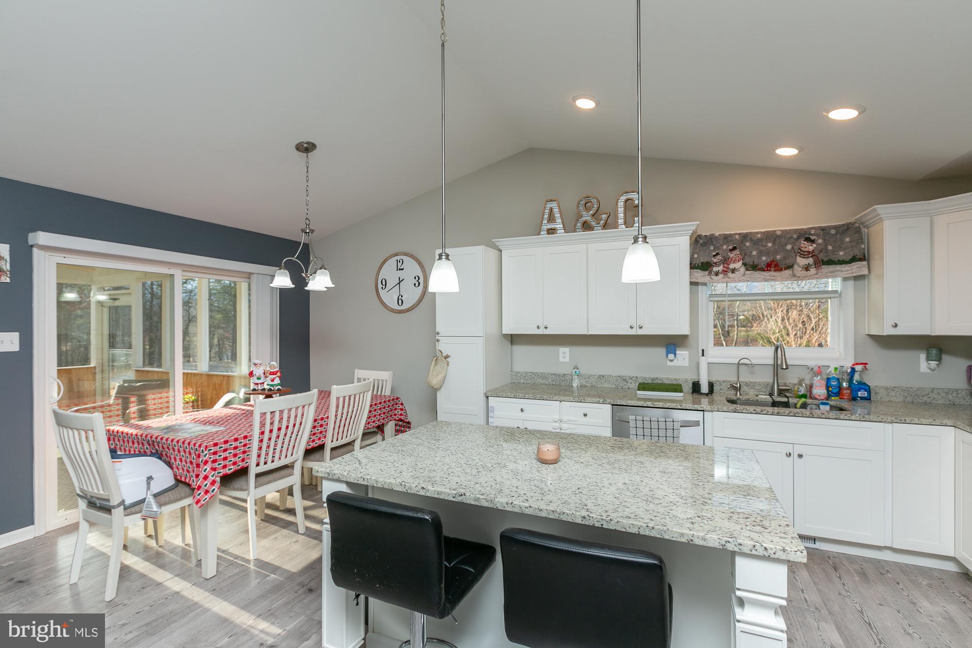 CHESTNUT HILL ESTATES - Residential