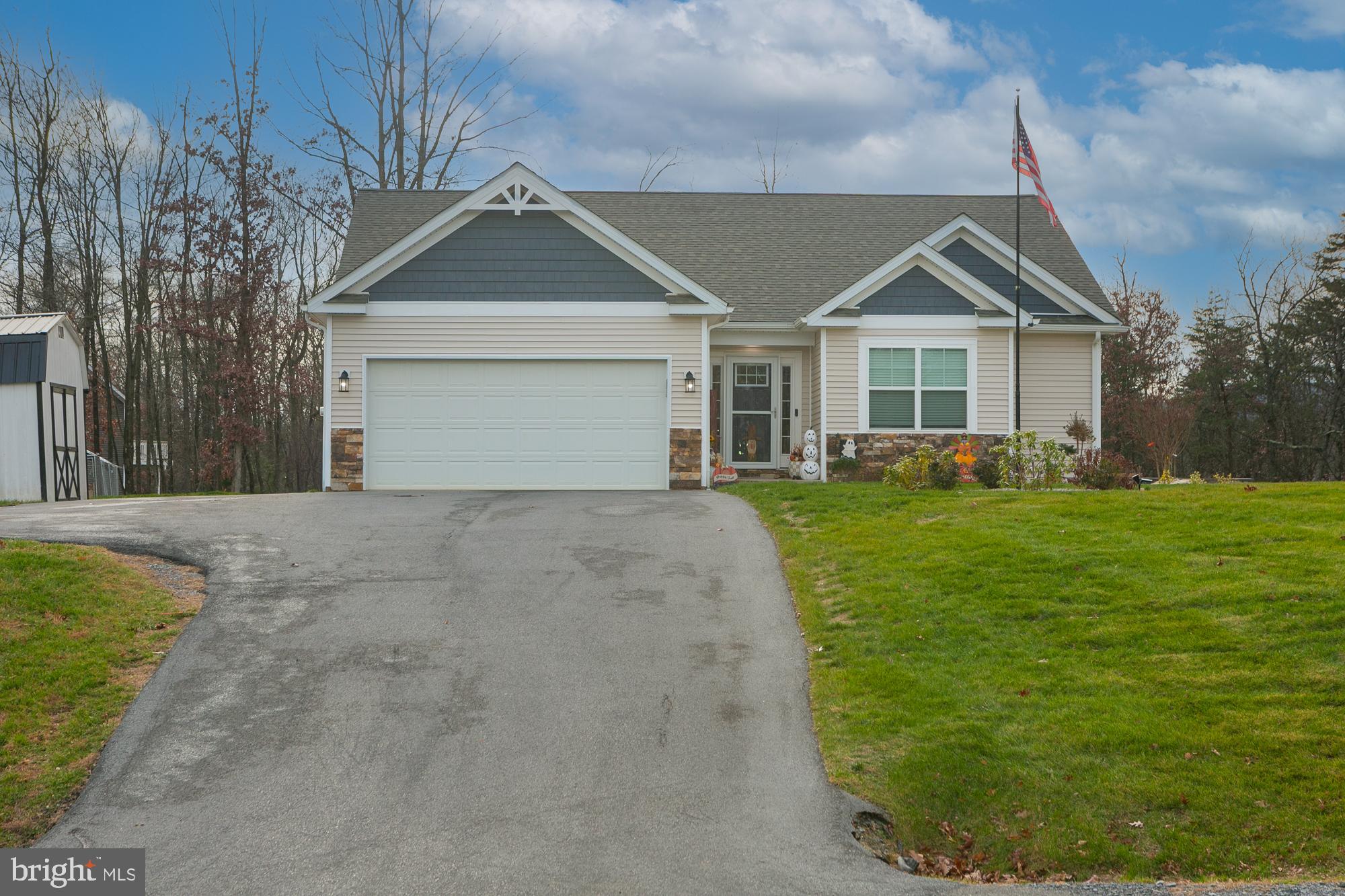 CHESTNUT HILL ESTATES - Residential