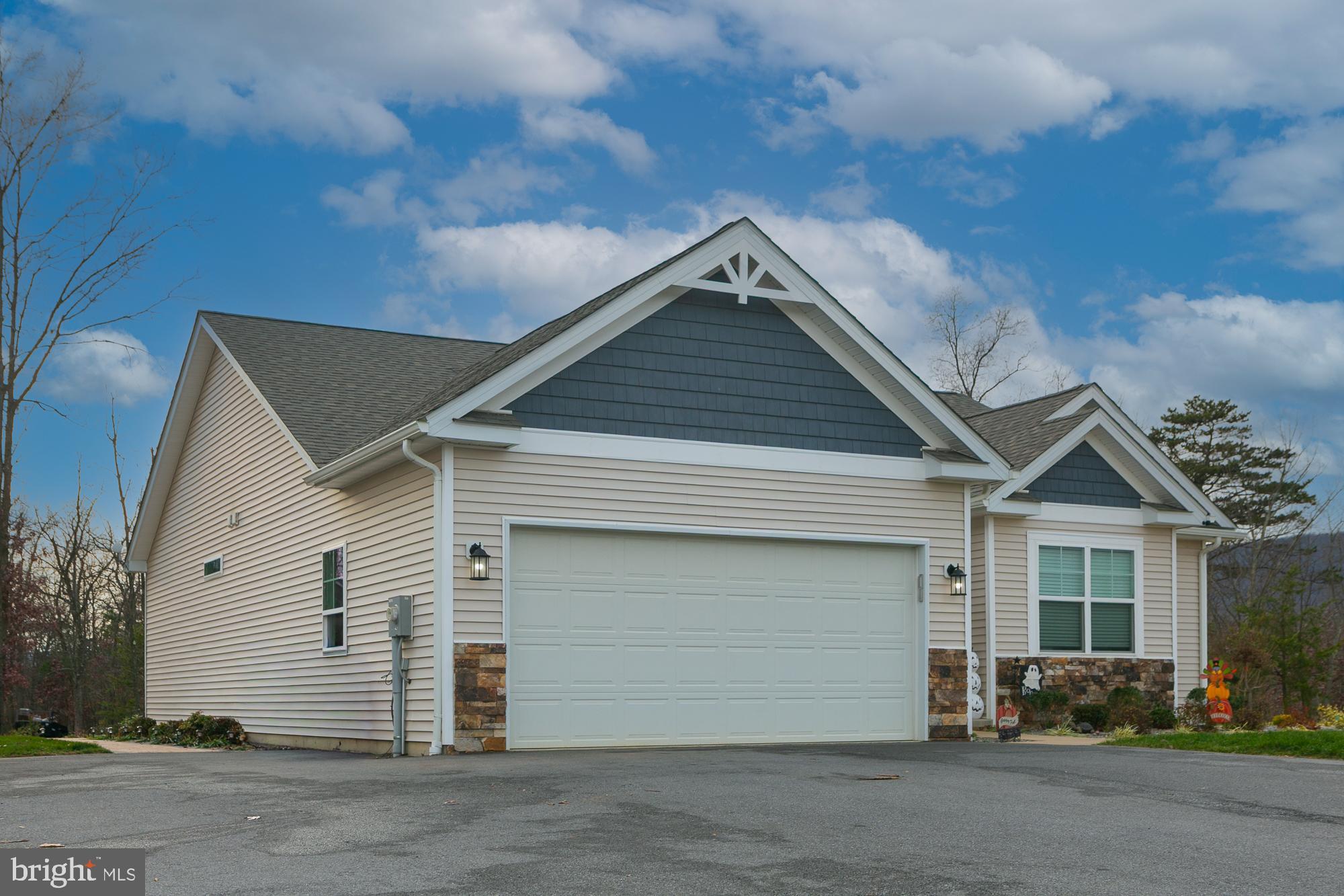 CHESTNUT HILL ESTATES - Residential