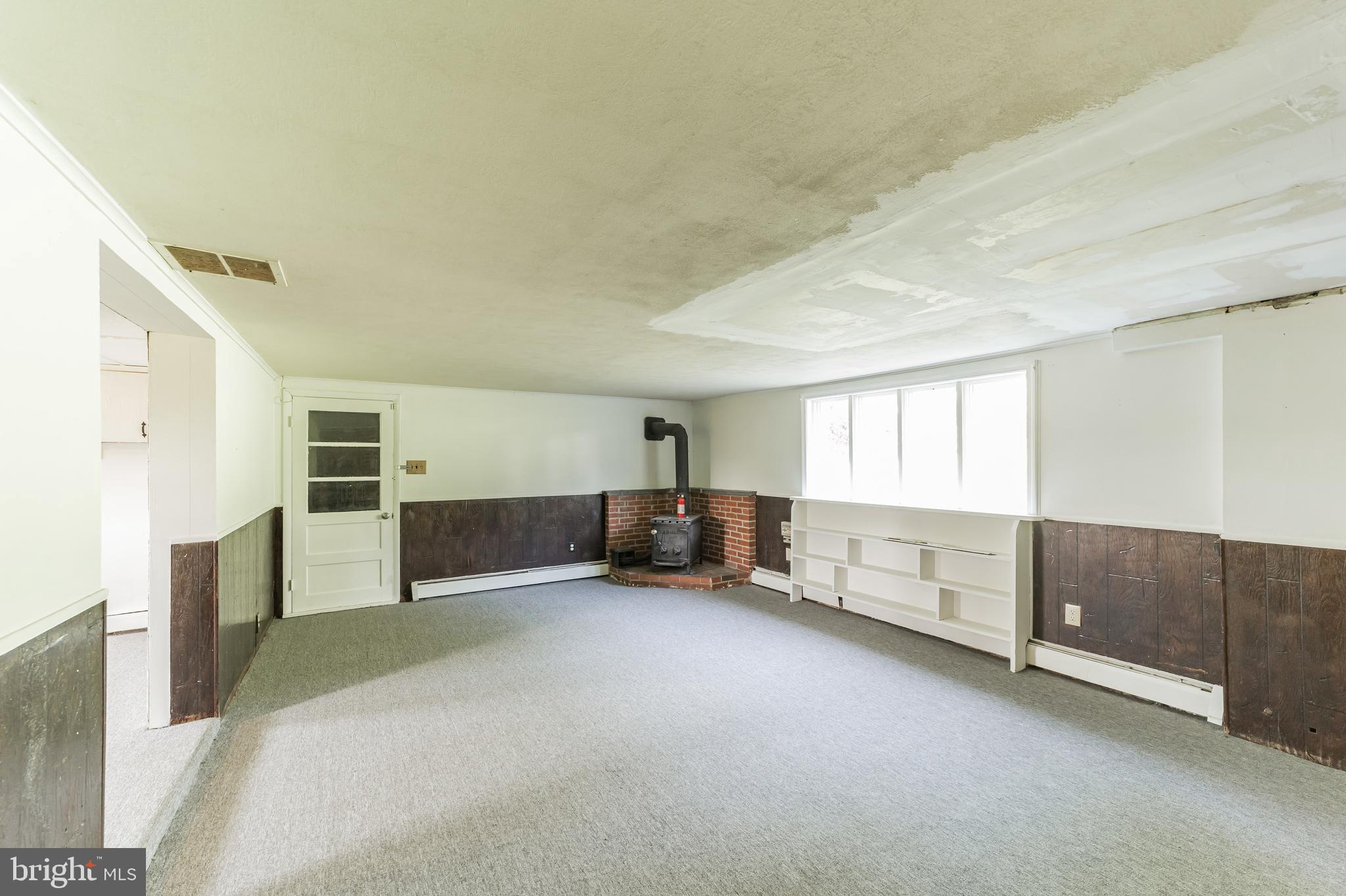 EAST FALLOWFIELD - Residential