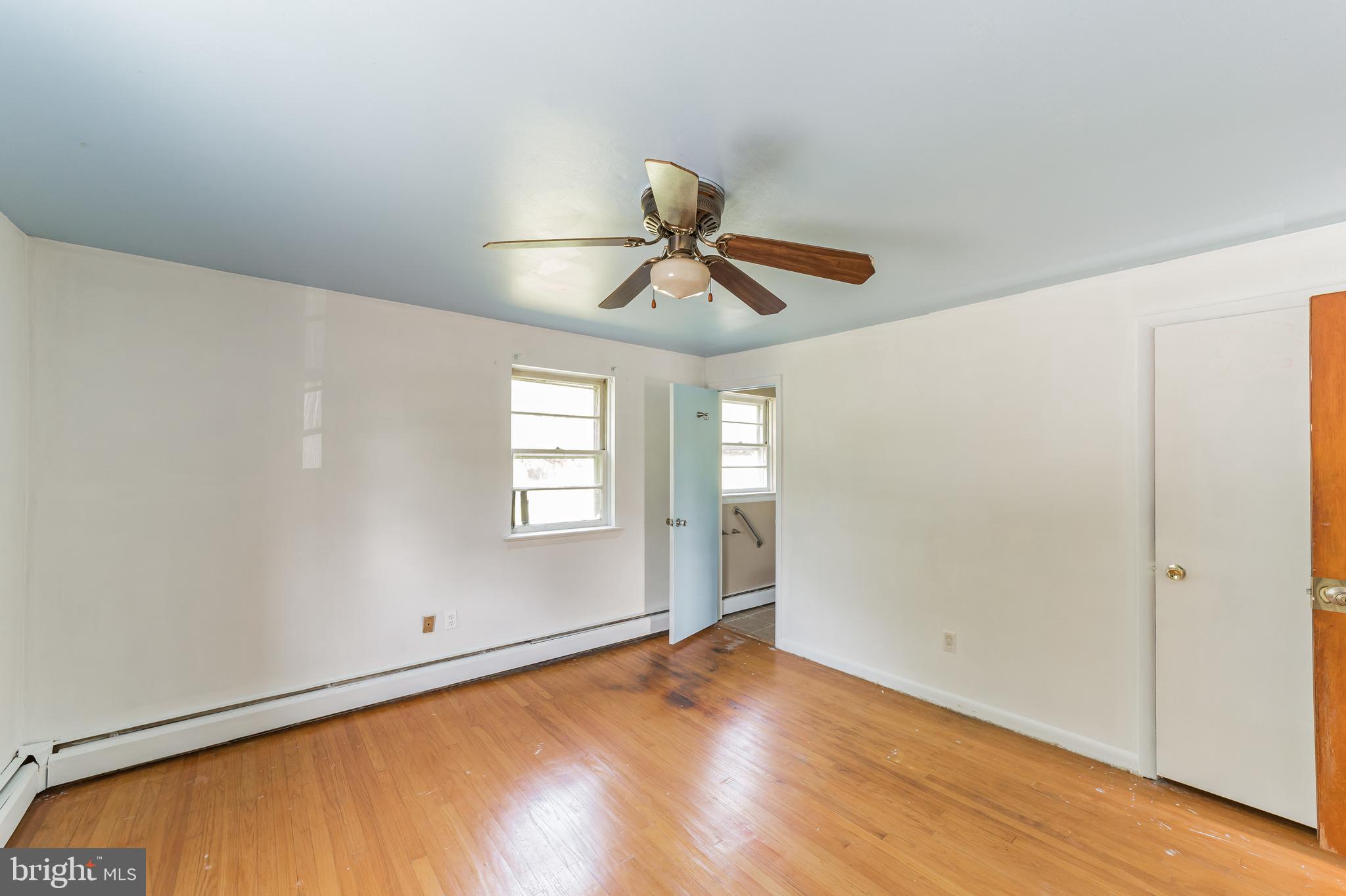 EAST FALLOWFIELD - Residential